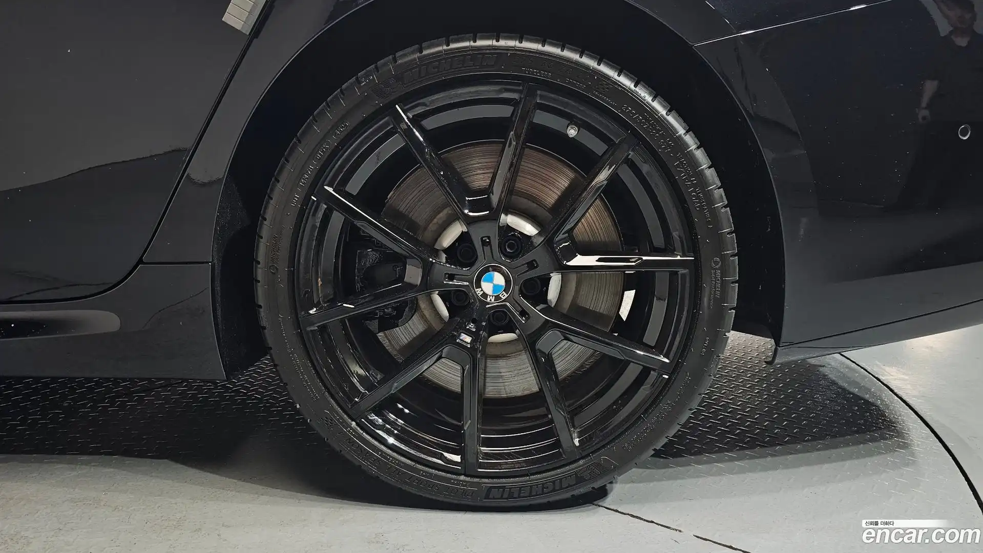 8-Series BMW 2025.2-OUTER-031
