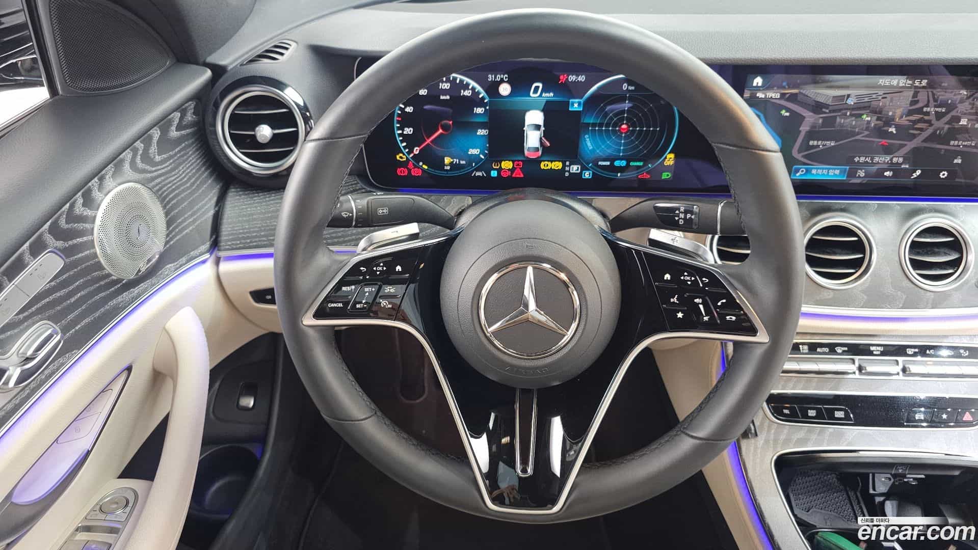 E-Class Mercedes-Benz 2023.4-OPTION-017