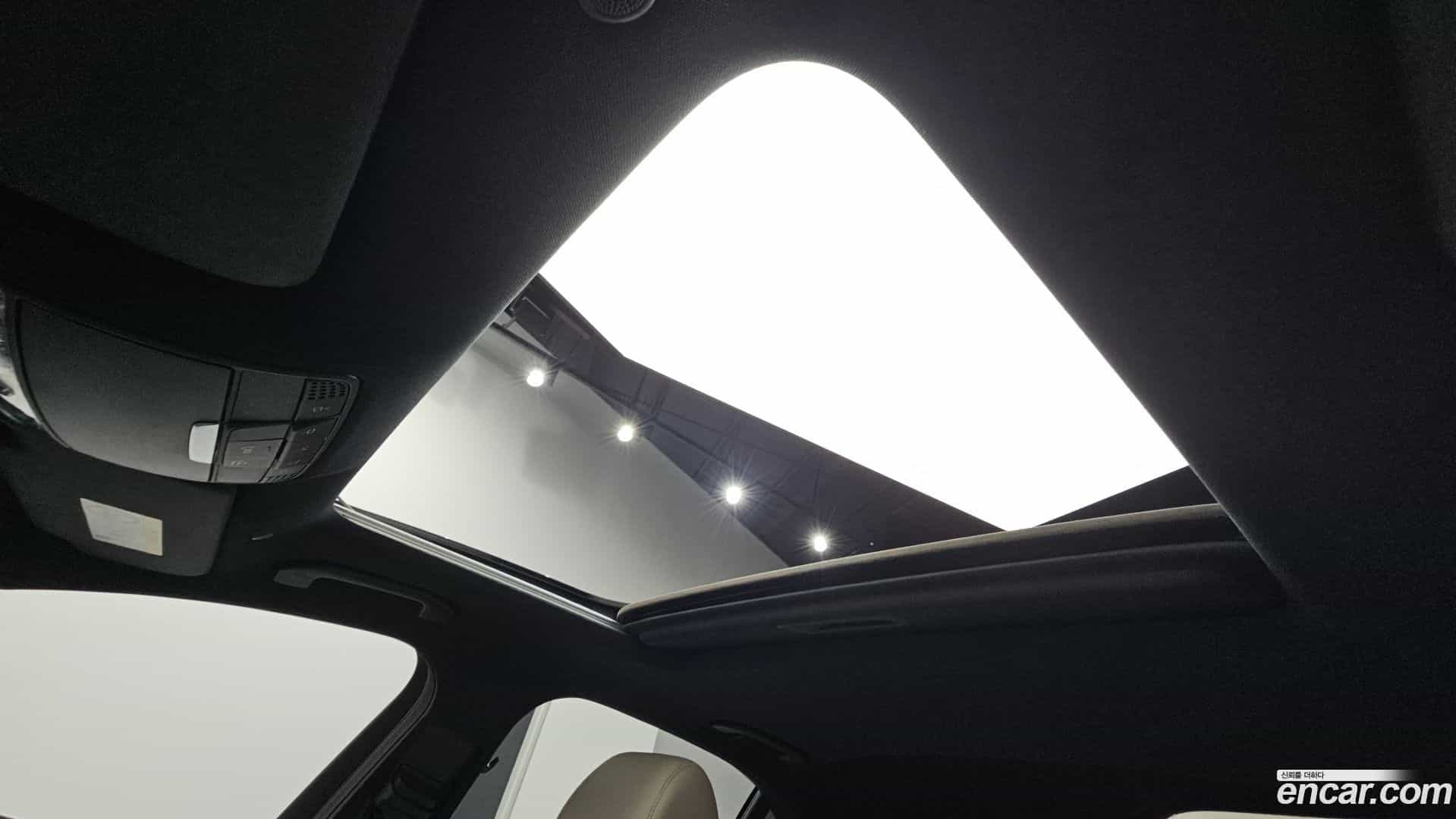 E-Class Mercedes-Benz 2023.4-OPTION-021