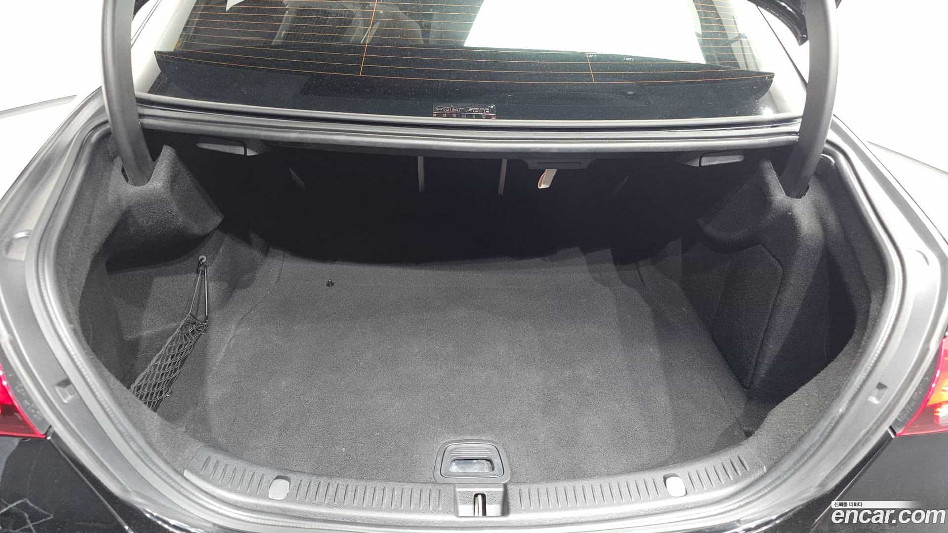 E-Class Mercedes-Benz 2023.4-OPTION-023
