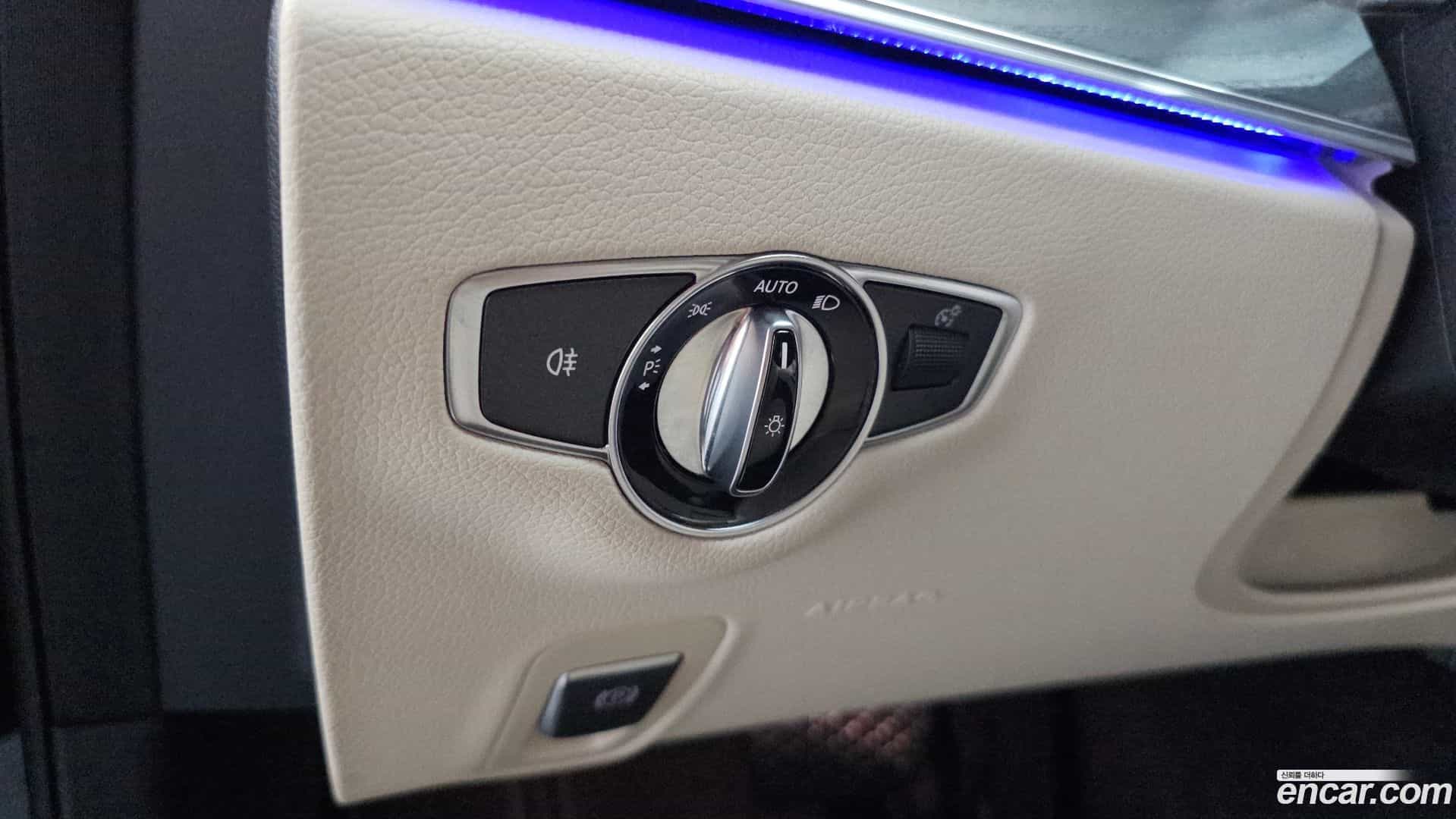 E-Class Mercedes-Benz 2023.4-OPTION-043