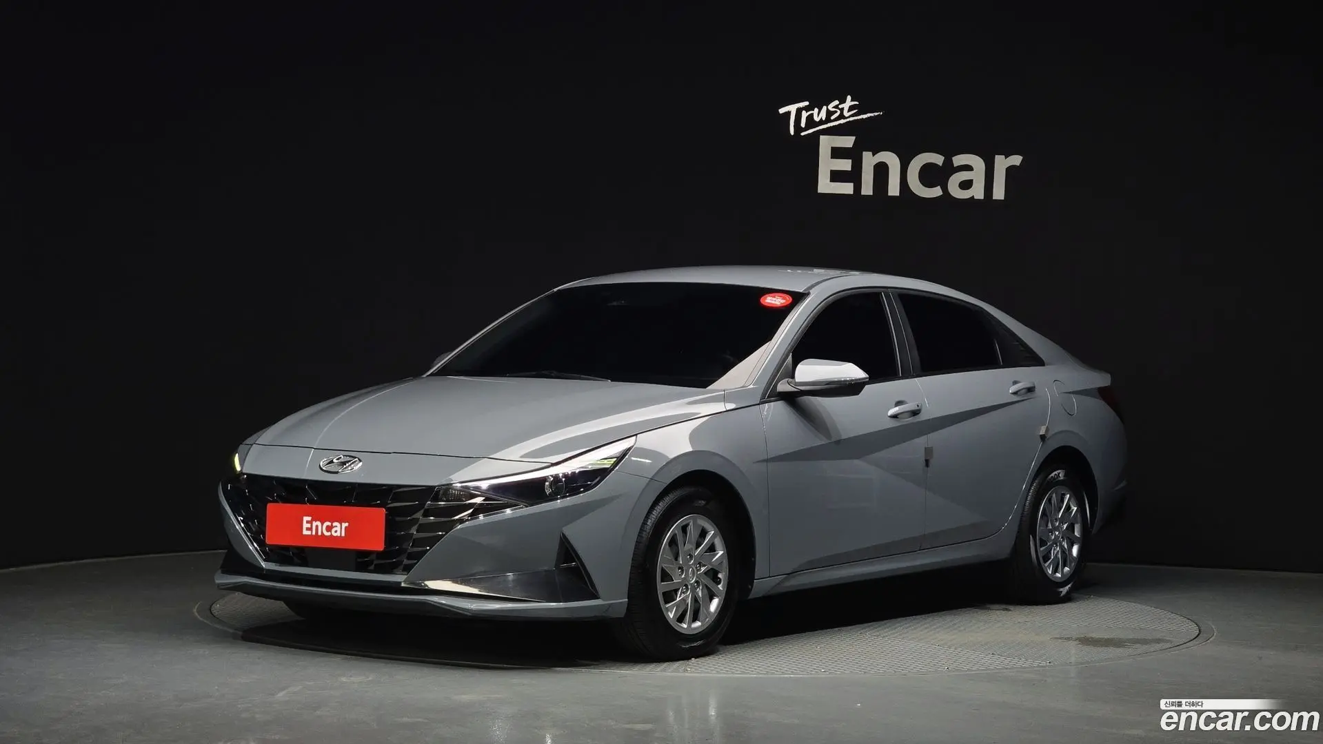 Main__Slider__Photo:AVANTE Hyundai 2021.8-0