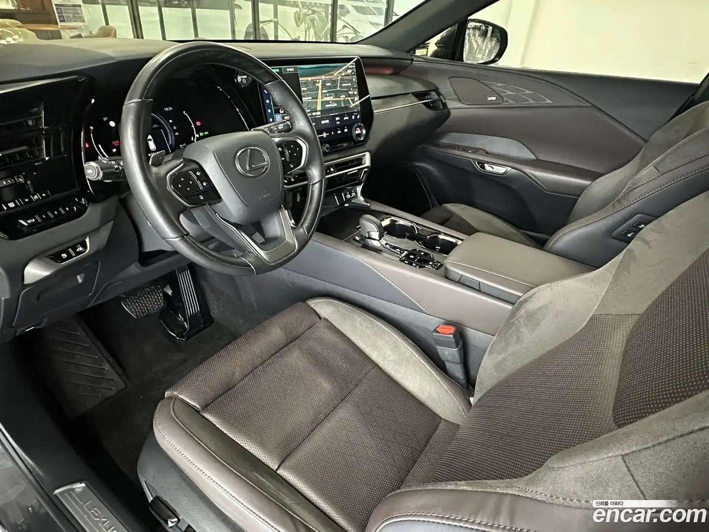 RX Lexus 2024.7-INNER-010