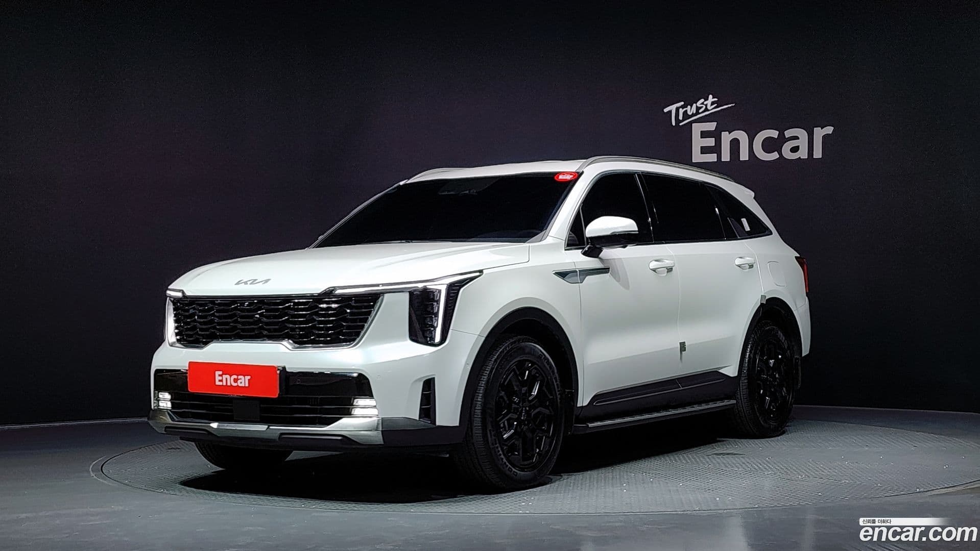 Main__Slider__Photo:Sorento Kia 2025.3-0