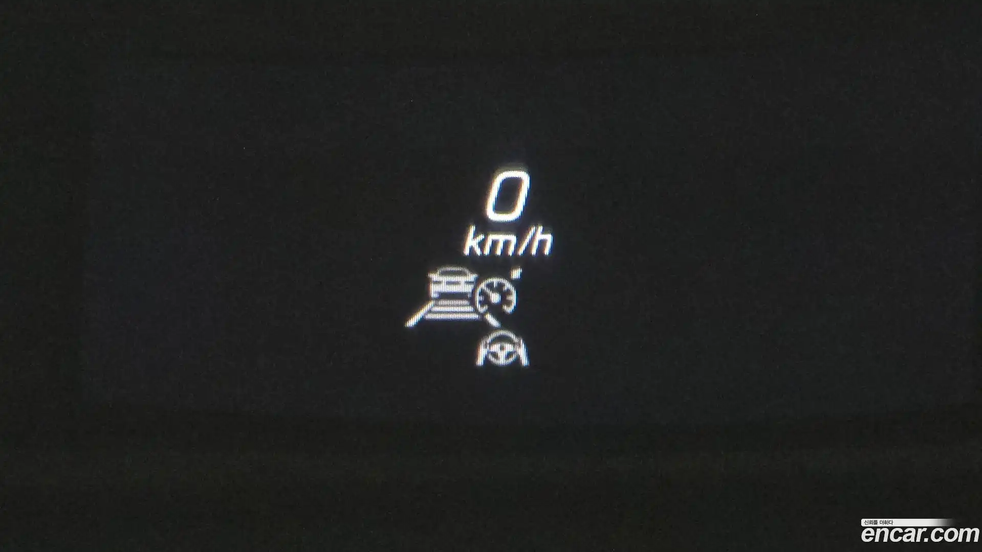 E-Class Mercedes-Benz 2021.6-OPTION-020