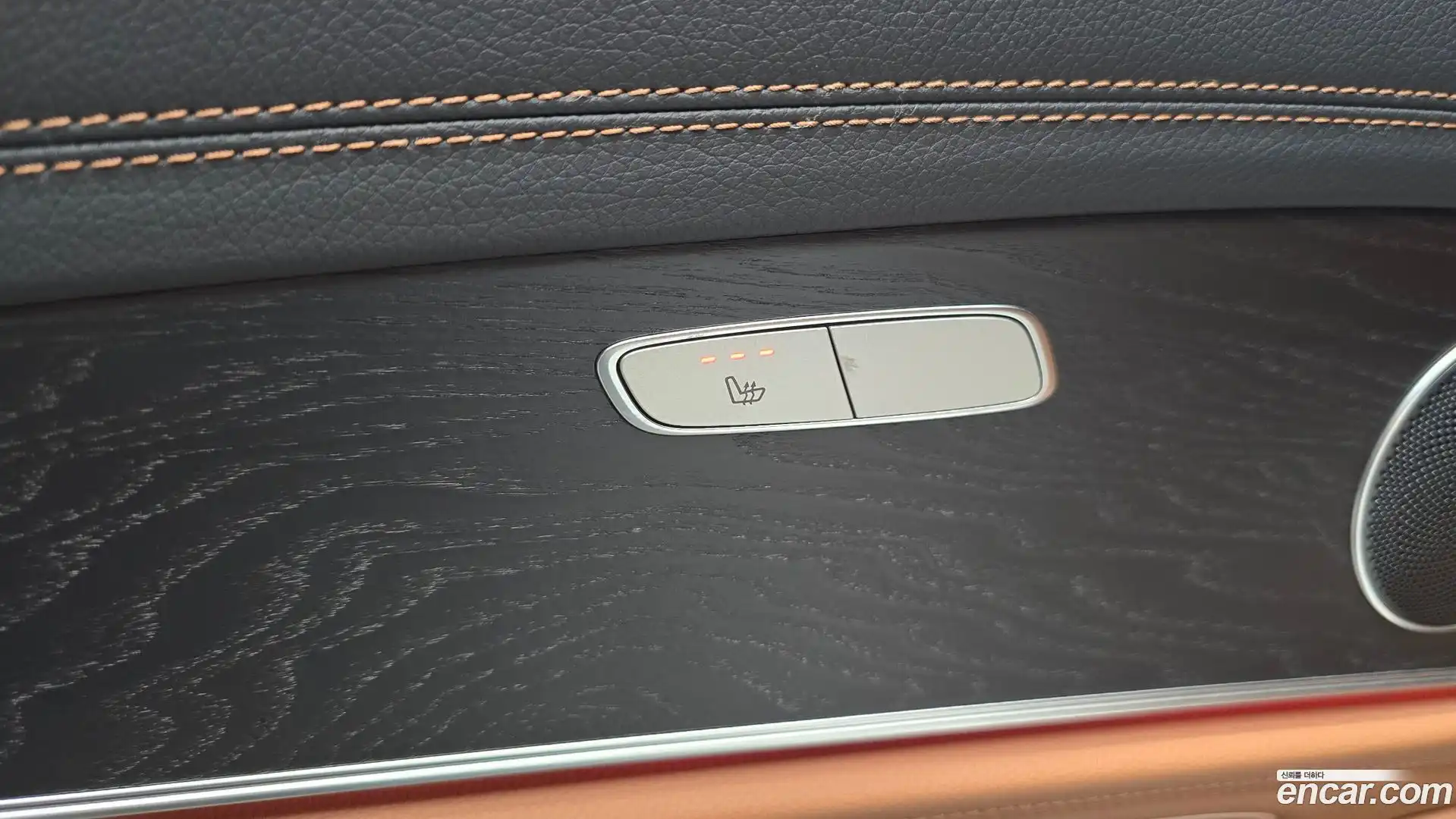 E-Class Mercedes-Benz 2021.6-OPTION-042
