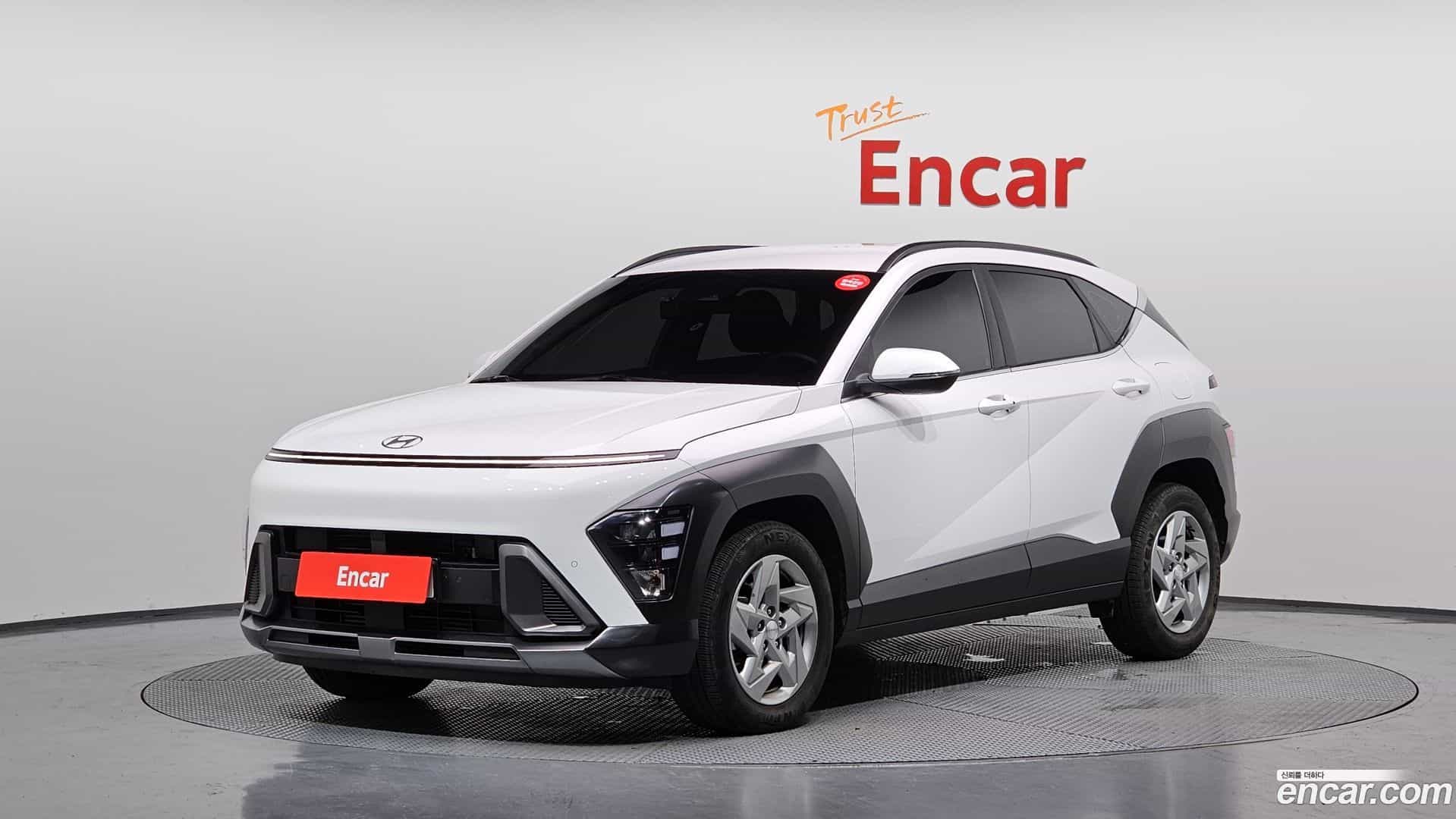 Kona Hyundai 2023.5-OUTER-001