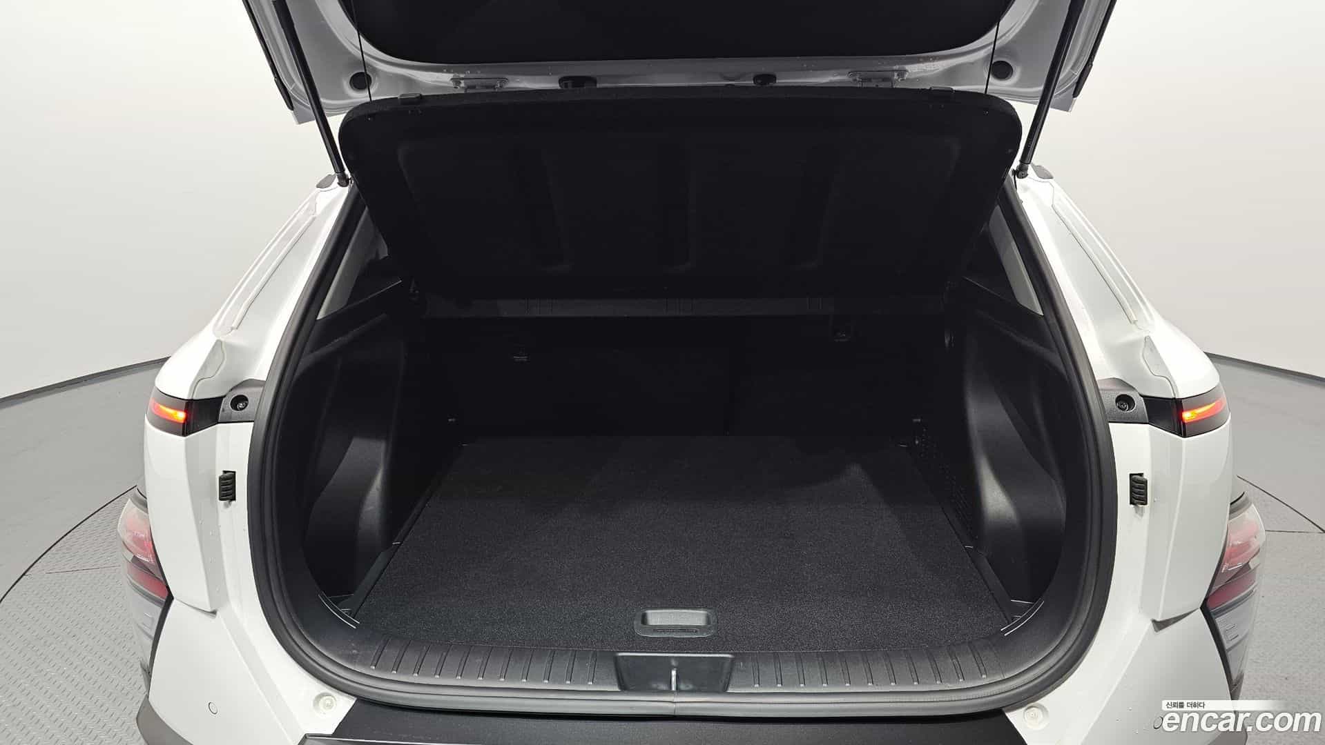 Kona Hyundai 2023.5-OPTION-024