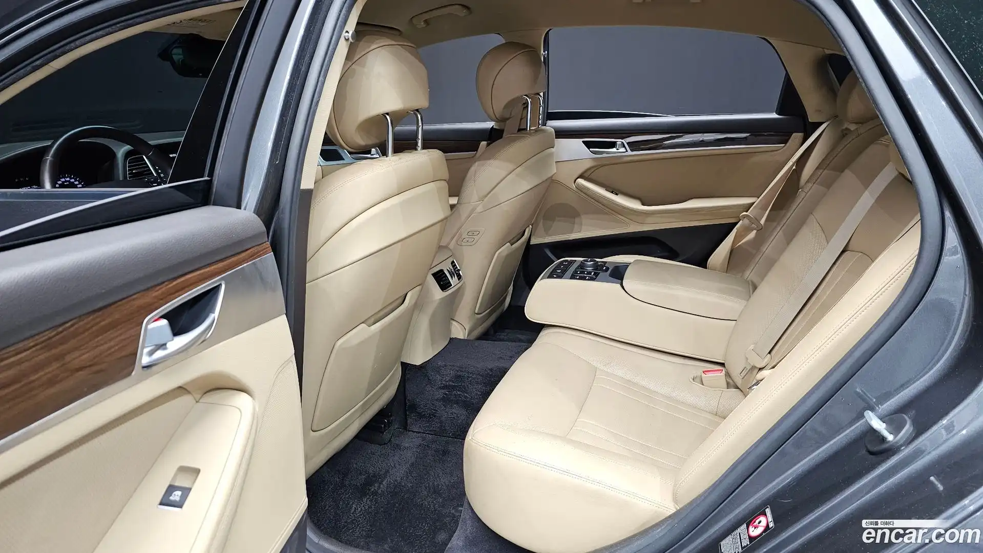 G80 Genesis 2019.5-OPTION-015