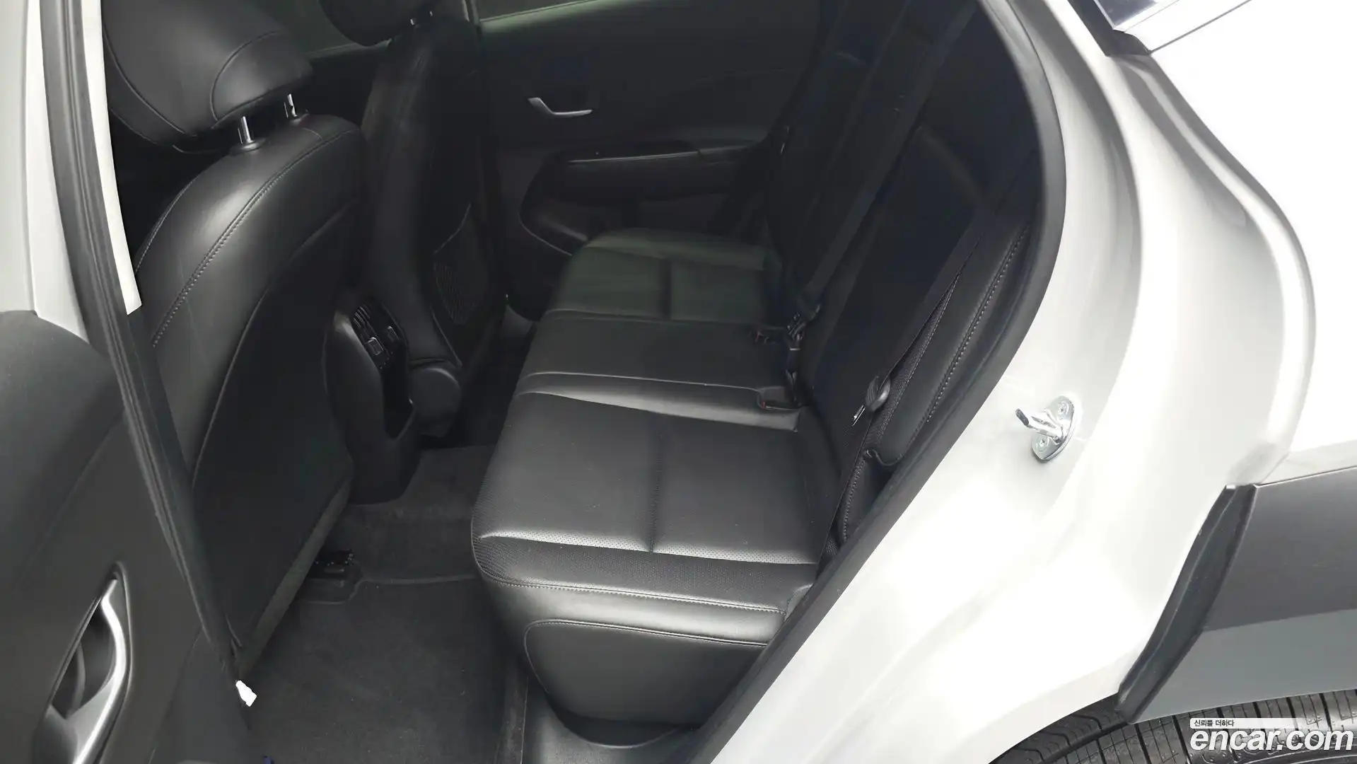 Kona Hyundai 2023.3-OPTION-016