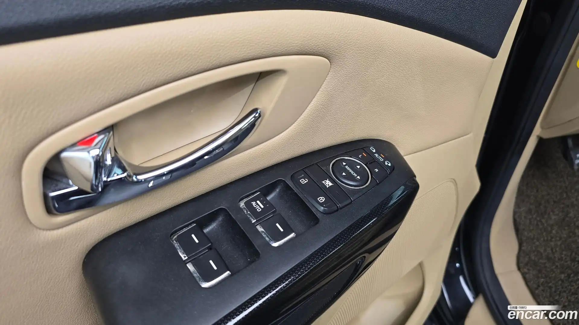 Canival Kia 2017.5-OPTION-043