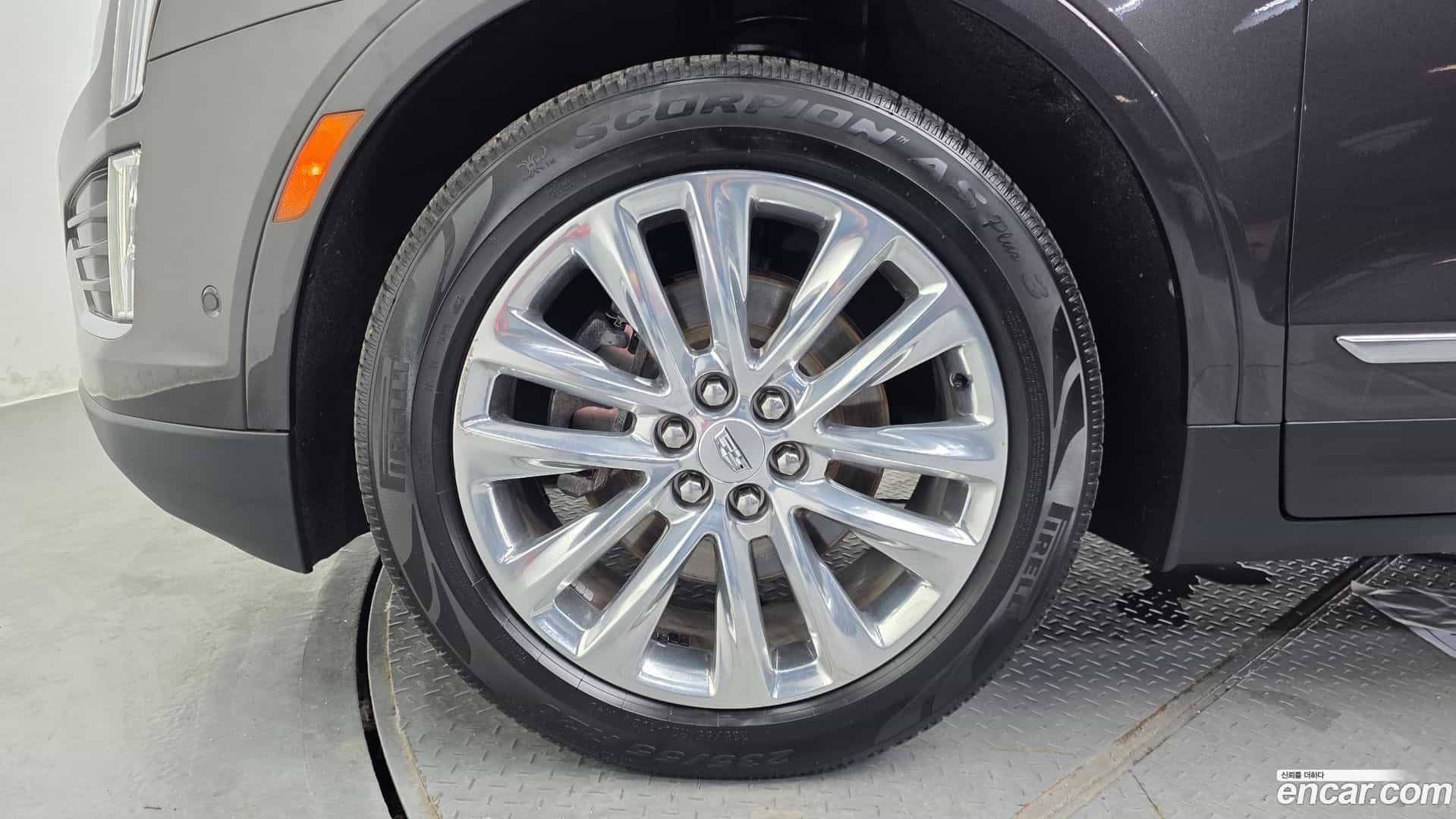 XT5 Cadillac 2019.5-OUTER-005