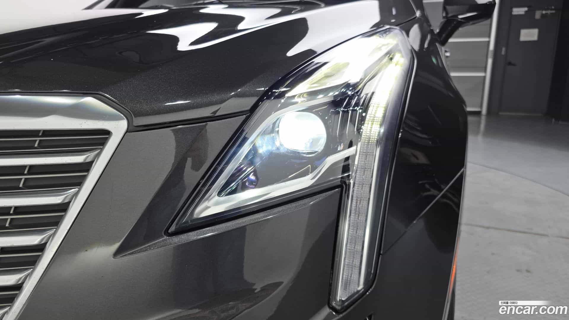 XT5 Cadillac 2019.5-OUTER-032