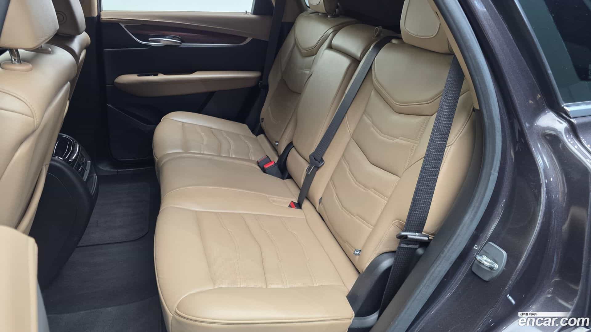 XT5 Cadillac 2019.5-INNER-036