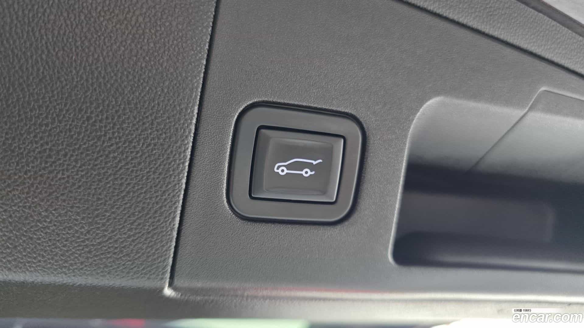 XT5 Cadillac 2019.5-OPTION-040