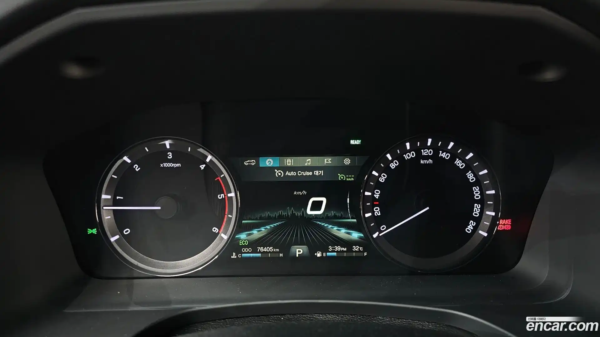 Rexton KG Mobility 2019.2-INNER-008
