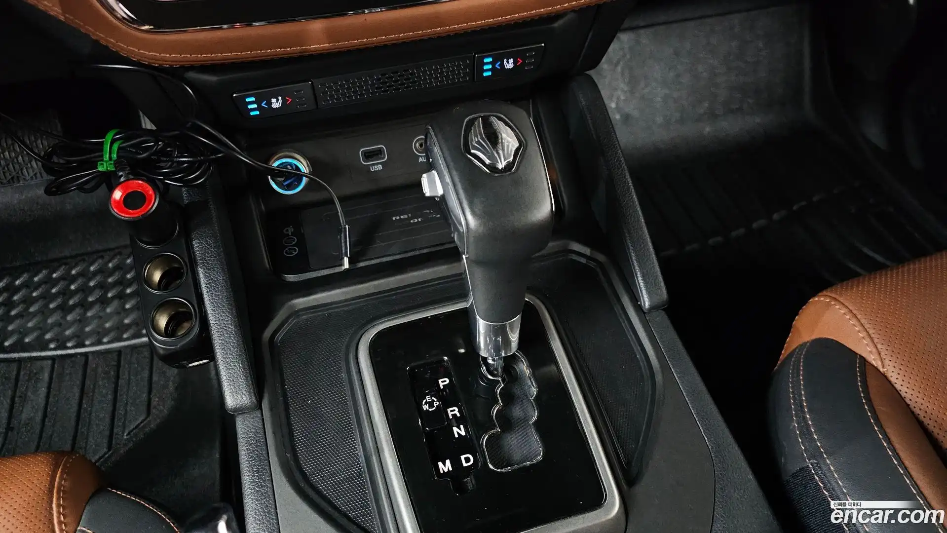 Rexton KG Mobility 2019.2-INNER-009
