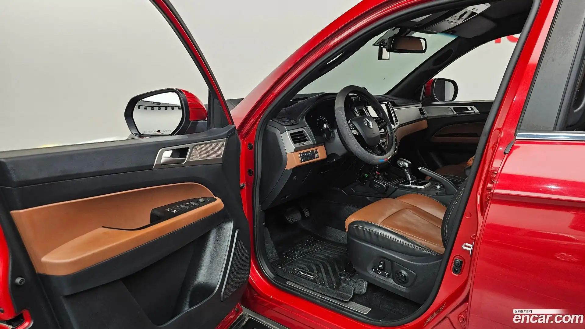 Rexton KG Mobility 2019.2-INNER-010