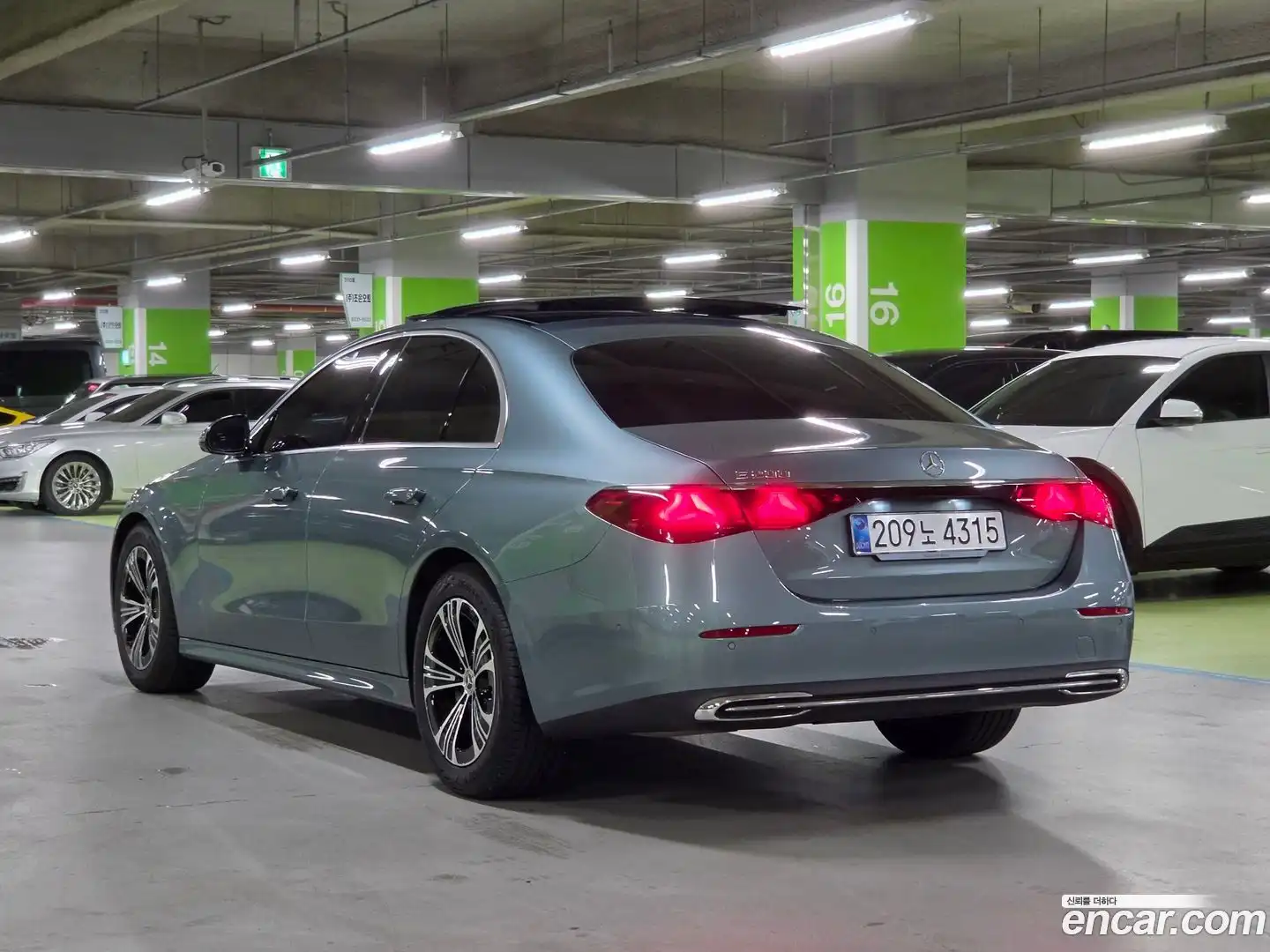 E-Class Mercedes-Benz 2025.2-OUTER-004