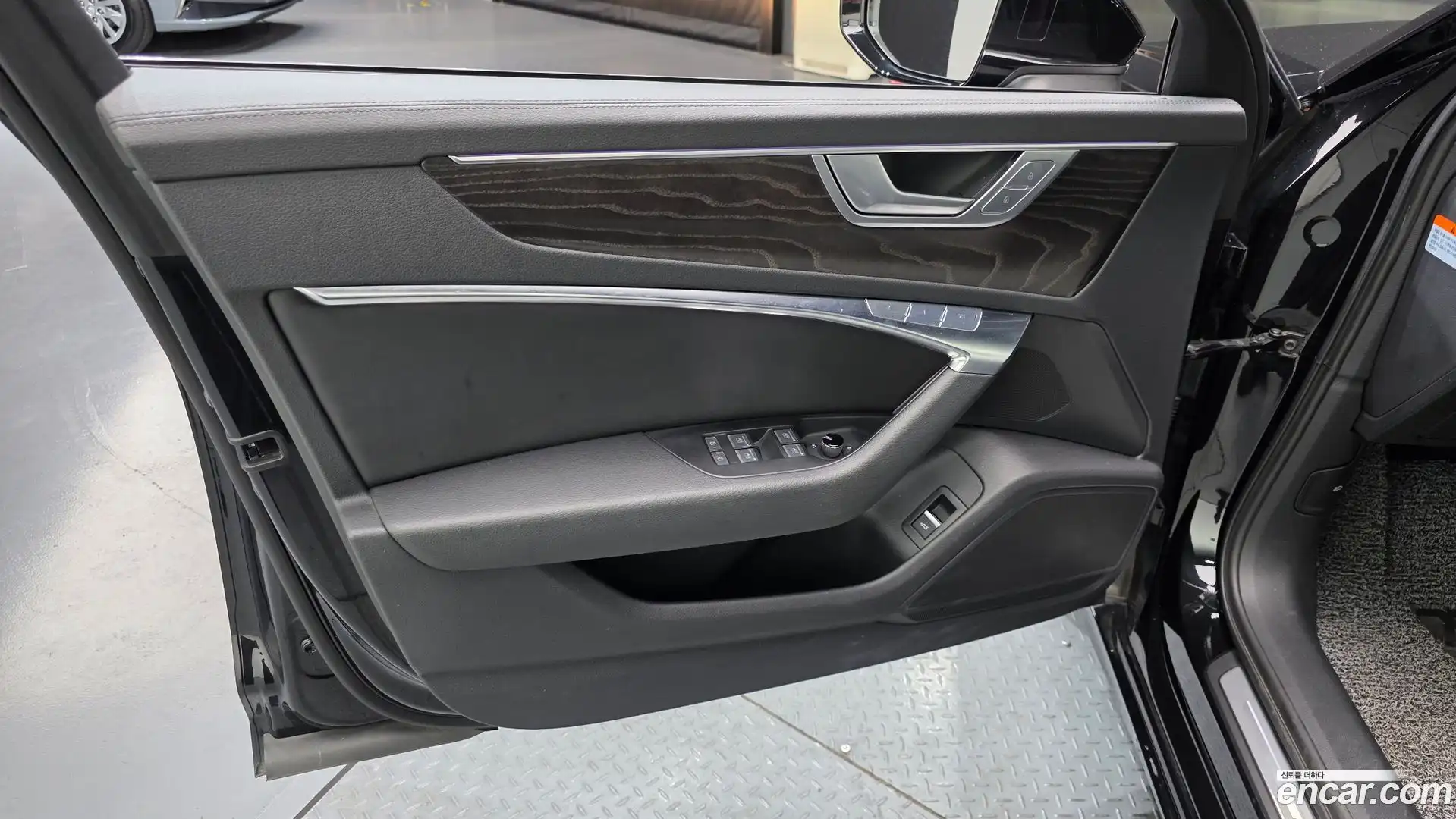 A6 Audi 2021.0-INNER-034