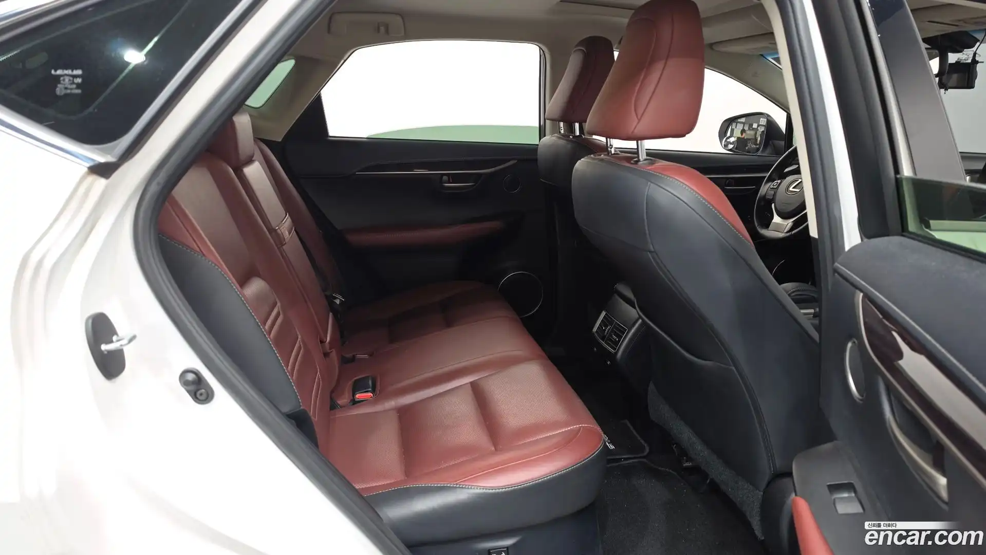 NX Lexus 2016.5-OPTION-016