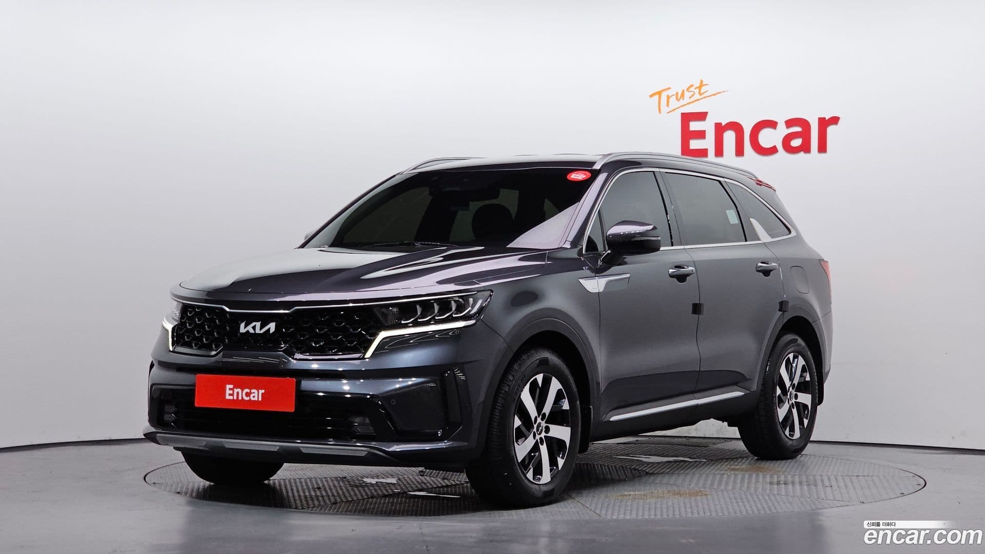 Main__Slider__Photo:Sorento Kia 2023.4-0