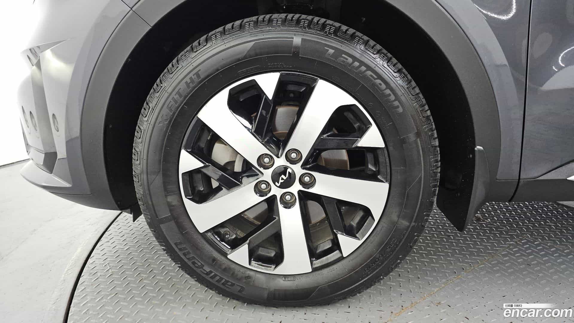 Sorento Kia 2023.4-OUTER-005