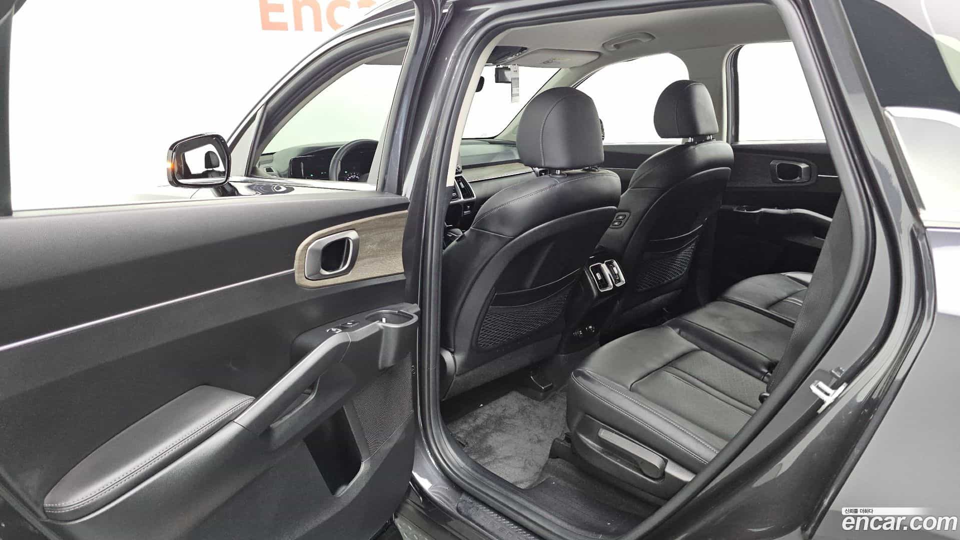 Sorento Kia 2023.4-OPTION-016