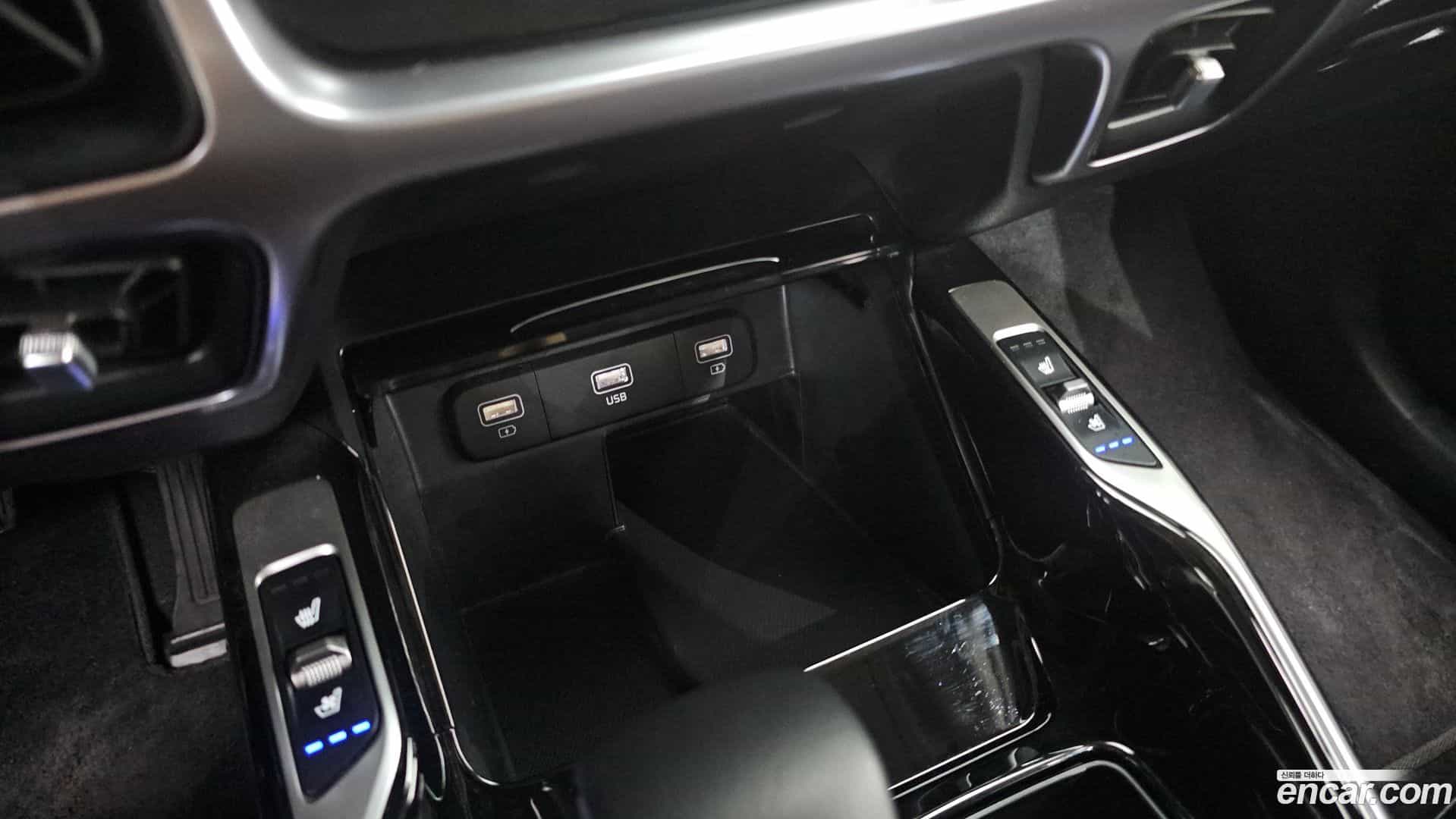 Sorento Kia 2023.4-OPTION-045