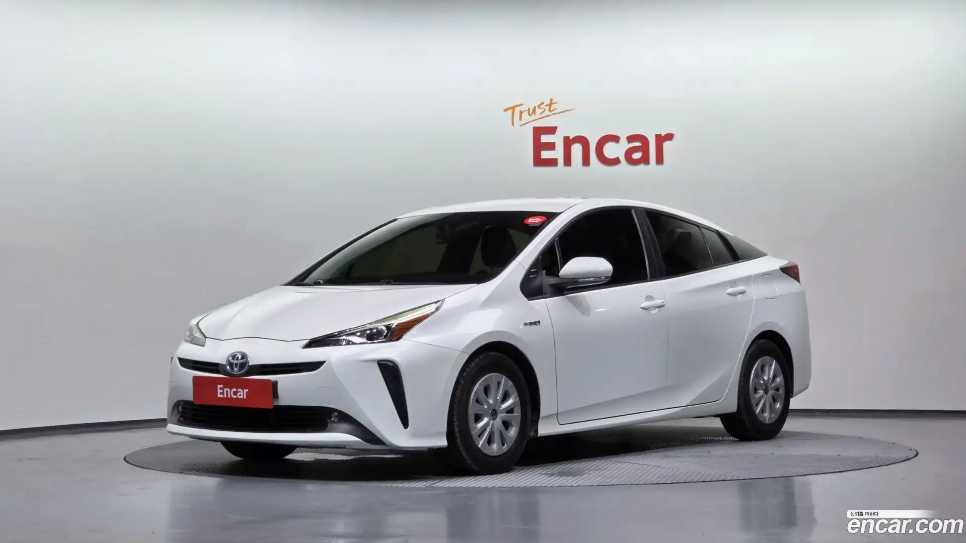Prius Toyota 2019.8-OUTER-001
