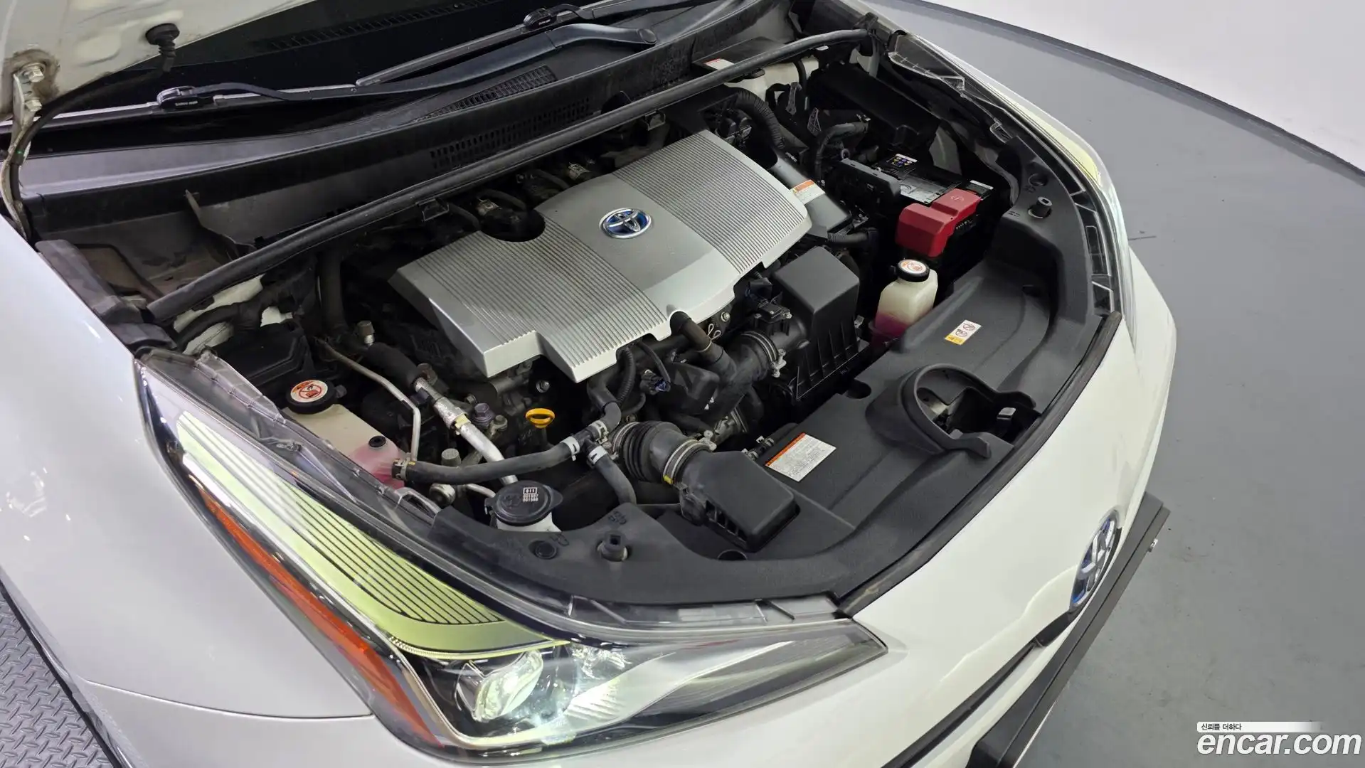 Prius Toyota 2019.8-OUTER-006