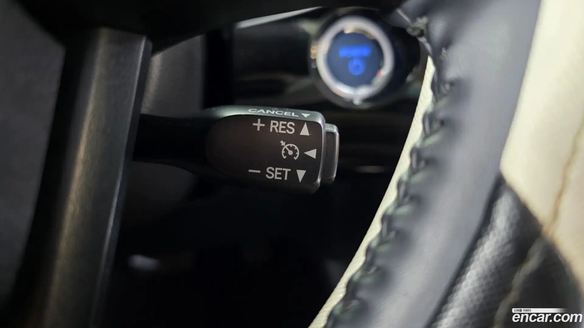 Prius Toyota 2019.8-OPTION-040