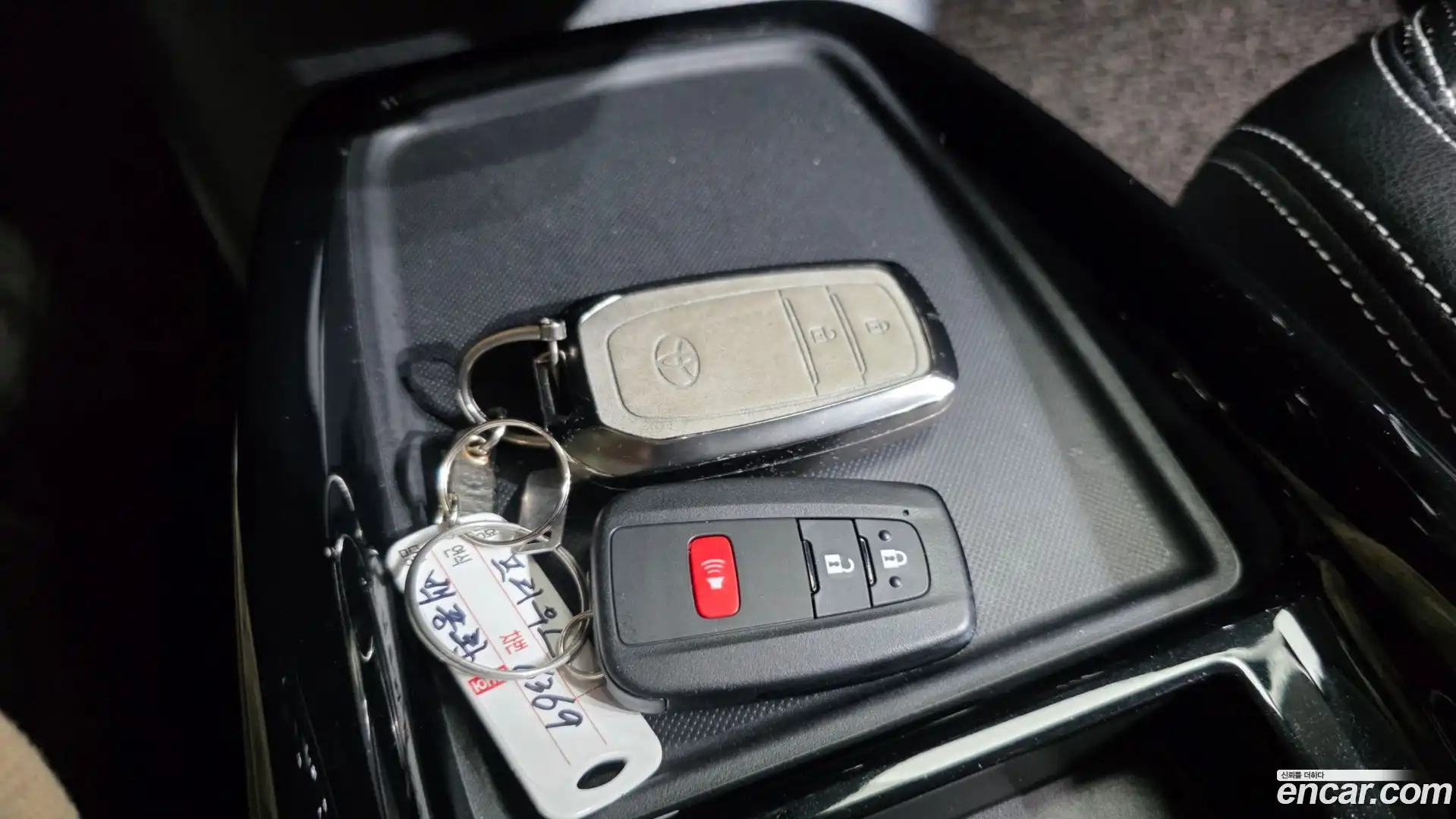 Prius Toyota 2019.8-OPTION-043