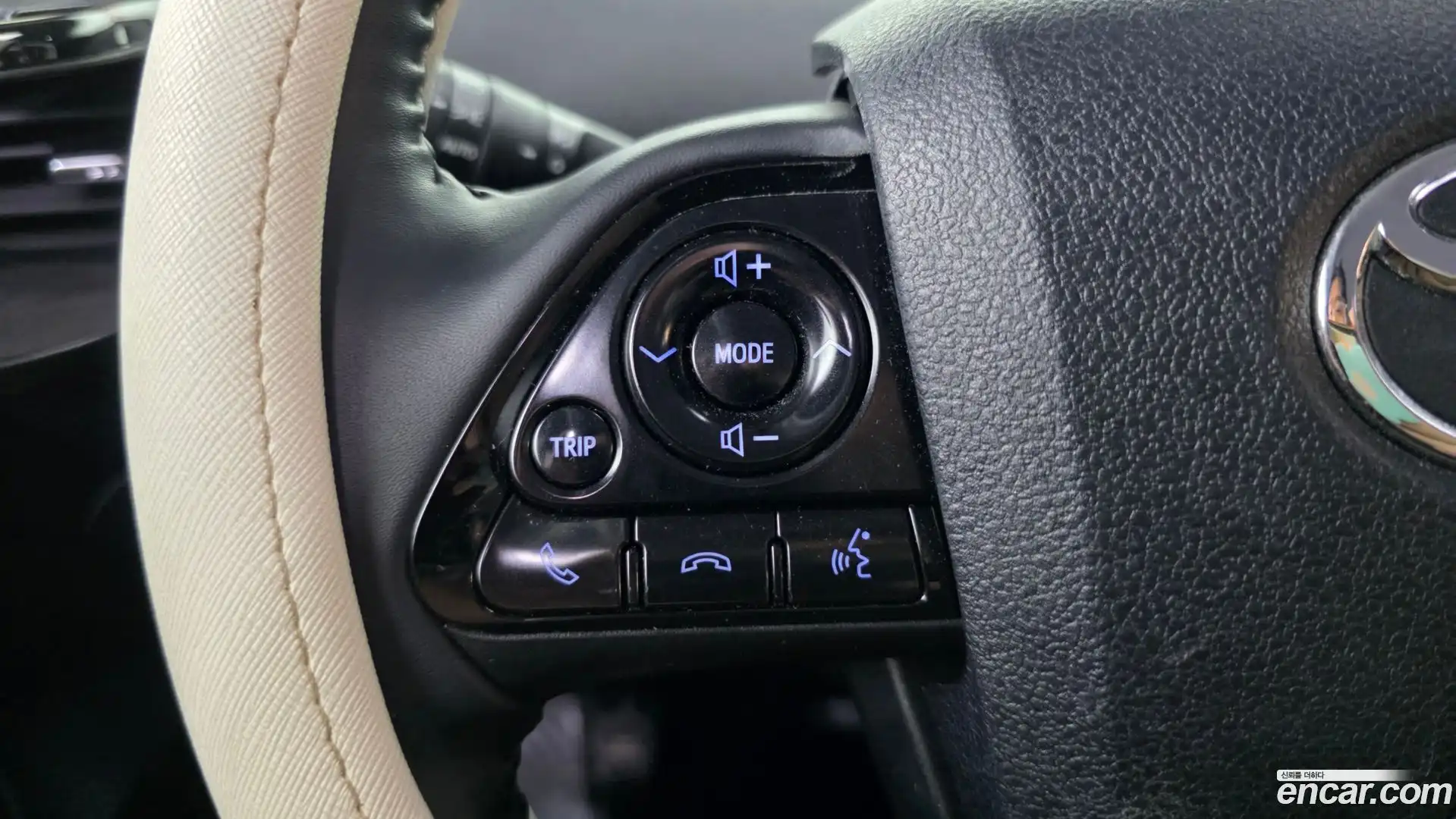 Prius Toyota 2019.8-OPTION-045