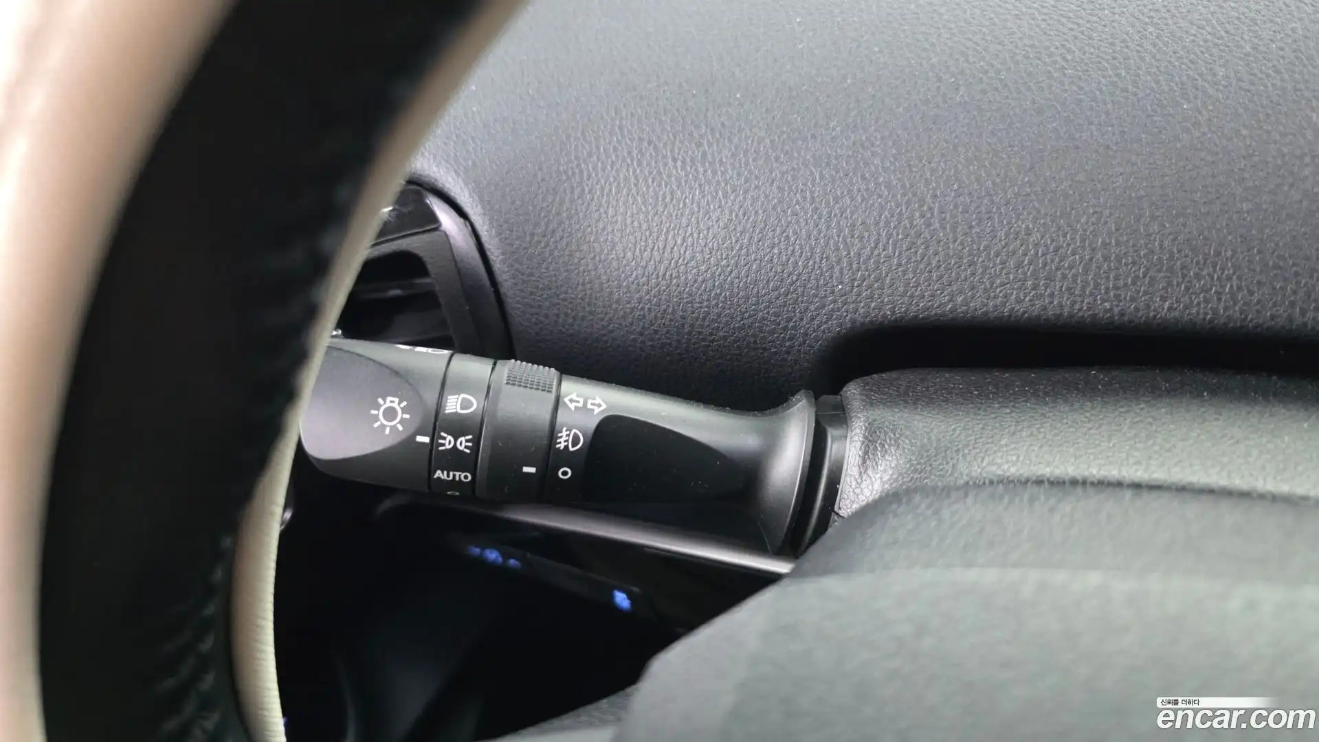 Prius Toyota 2019.8-OPTION-048