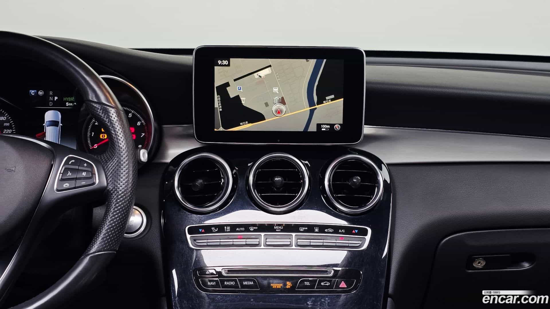 GLC-Class Mercedes-Benz 2019.5-OPTION-017