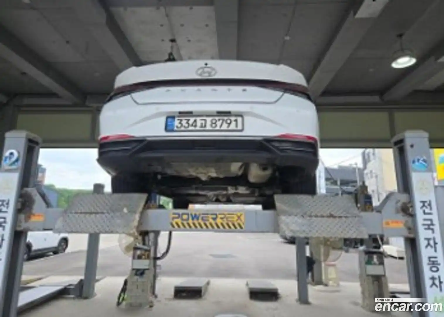 AVANTE Hyundai 2022.1-OUTER-002