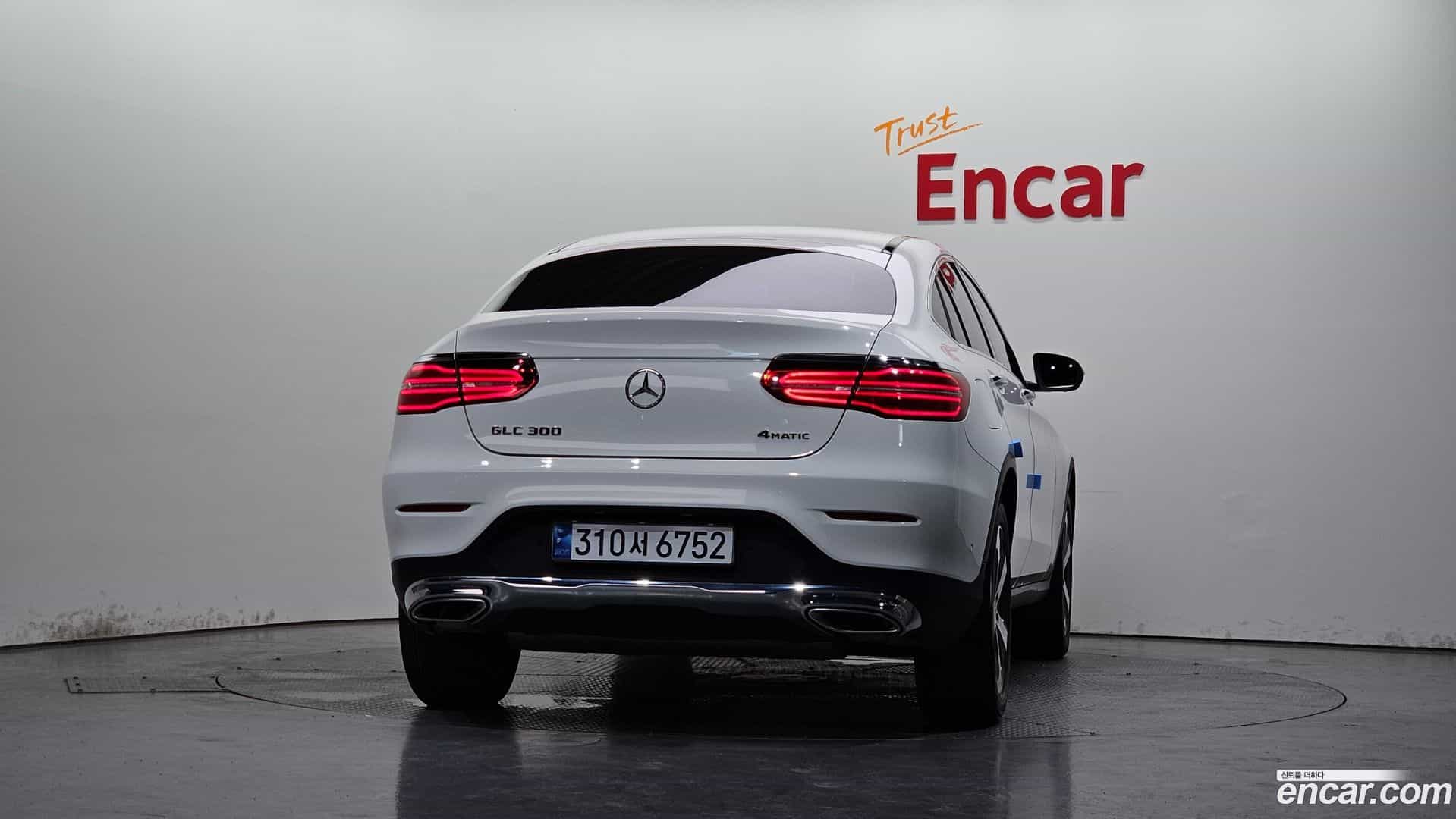 GLC-Class Mercedes-Benz 2019.8-OUTER-004