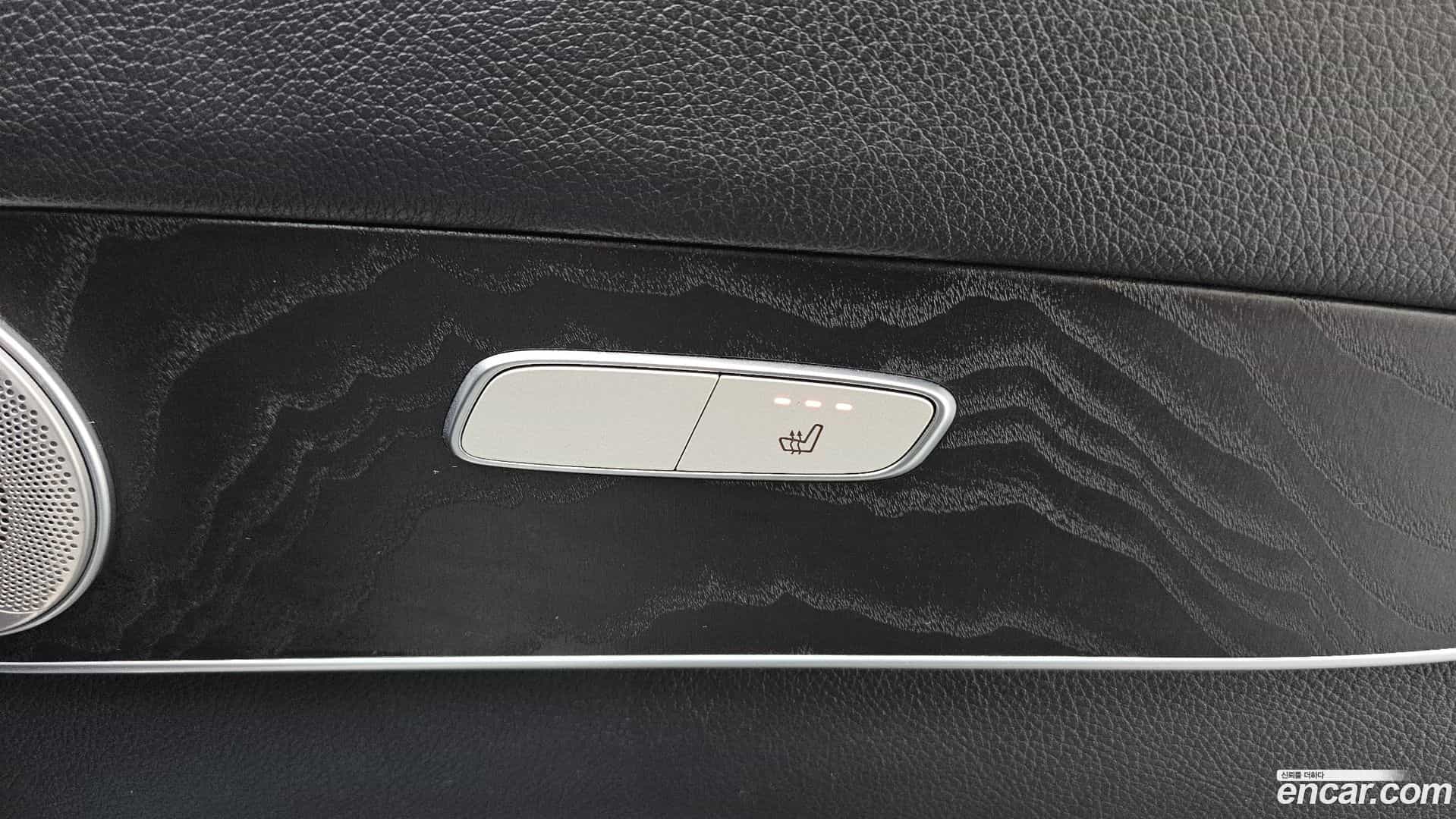 GLC-Class Mercedes-Benz 2019.8-OPTION-023