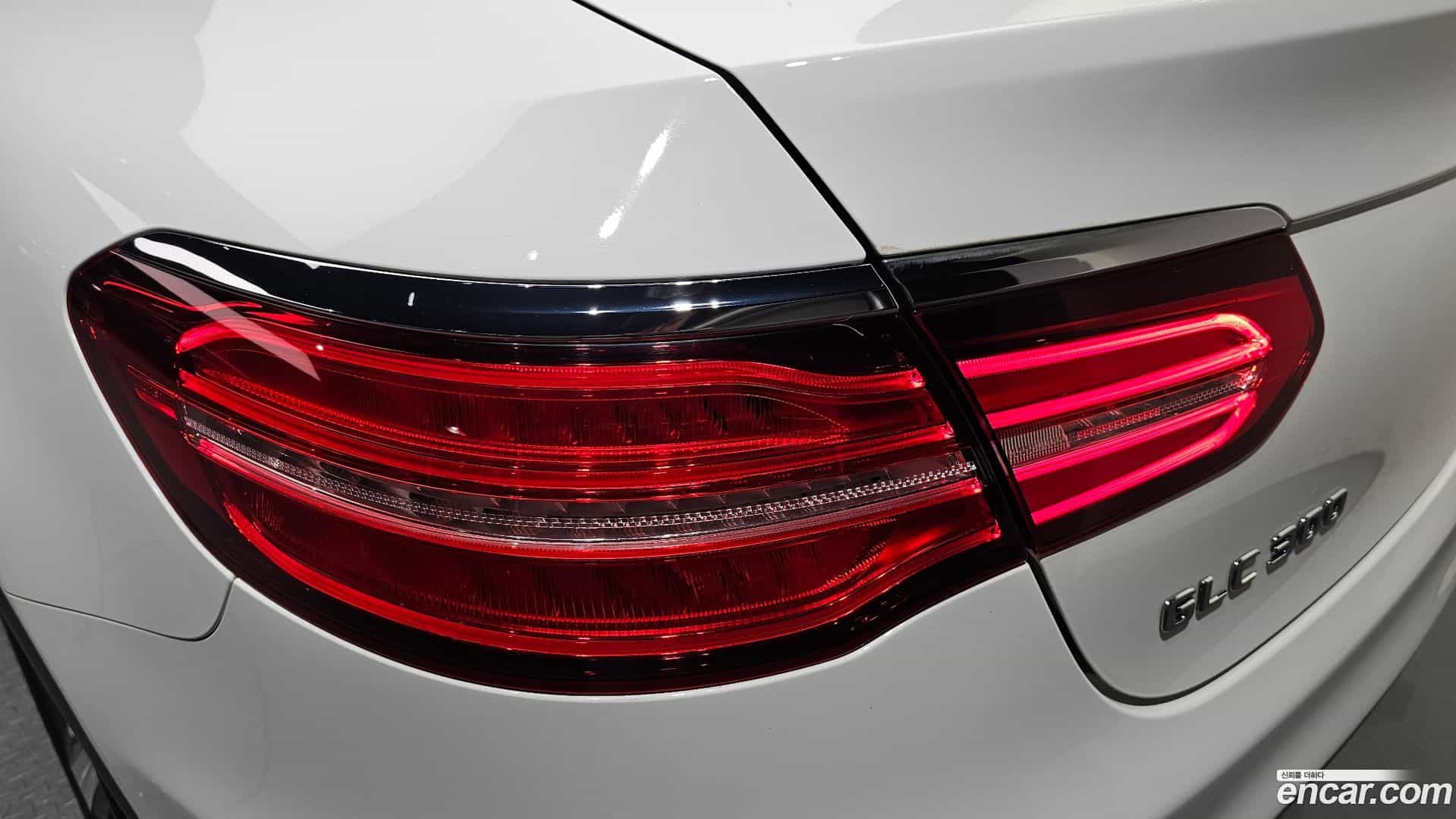 GLC-Class Mercedes-Benz 2019.8-OUTER-033