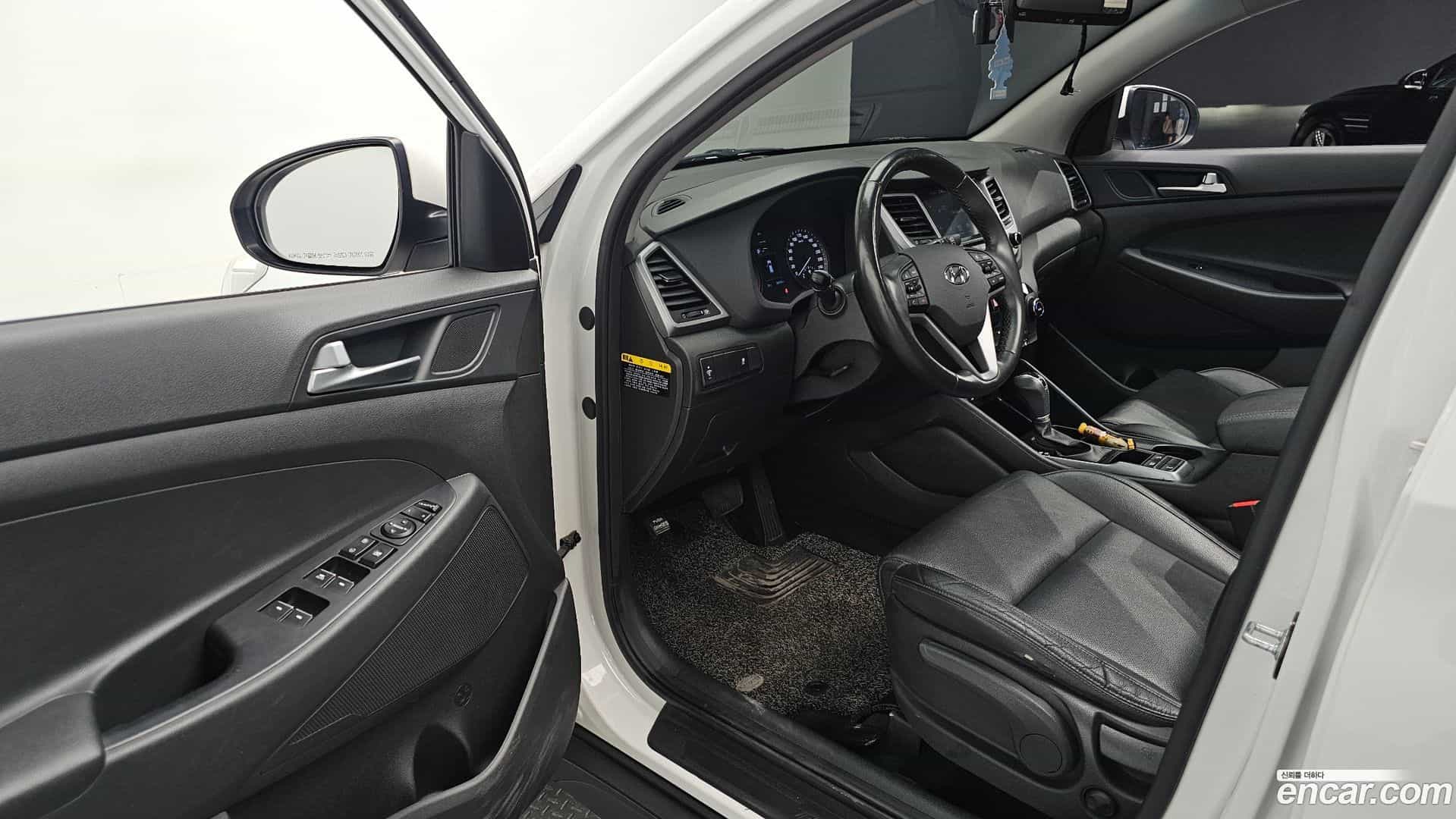 Tucson Hyundai 2017.7-OPTION-015