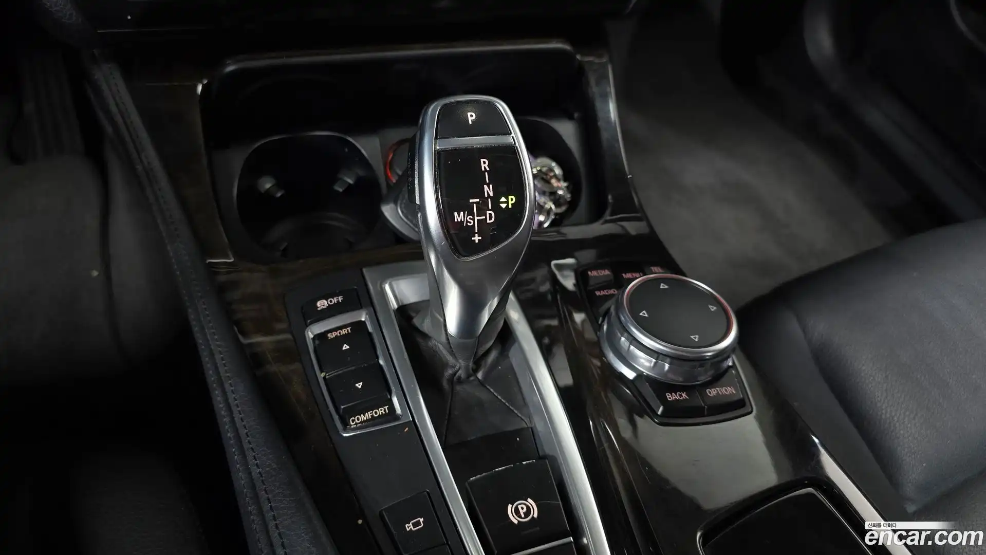 5-Series BMW 2016.5-INNER-009