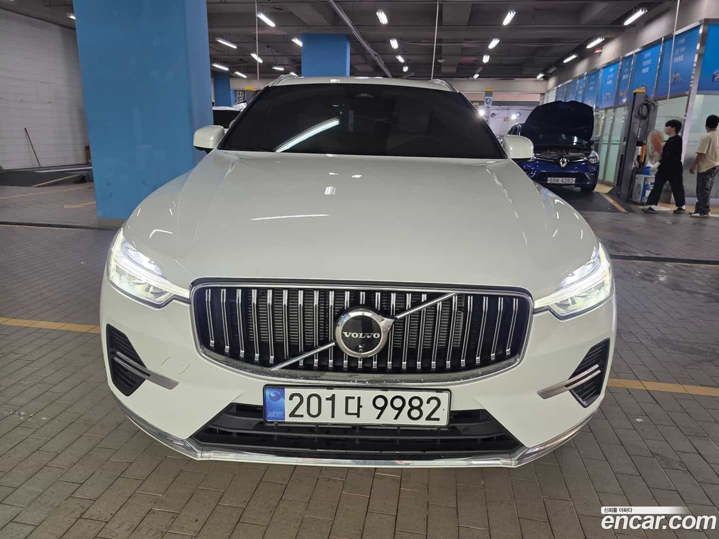 XC60 Volvo 2024.7-OUTER-002