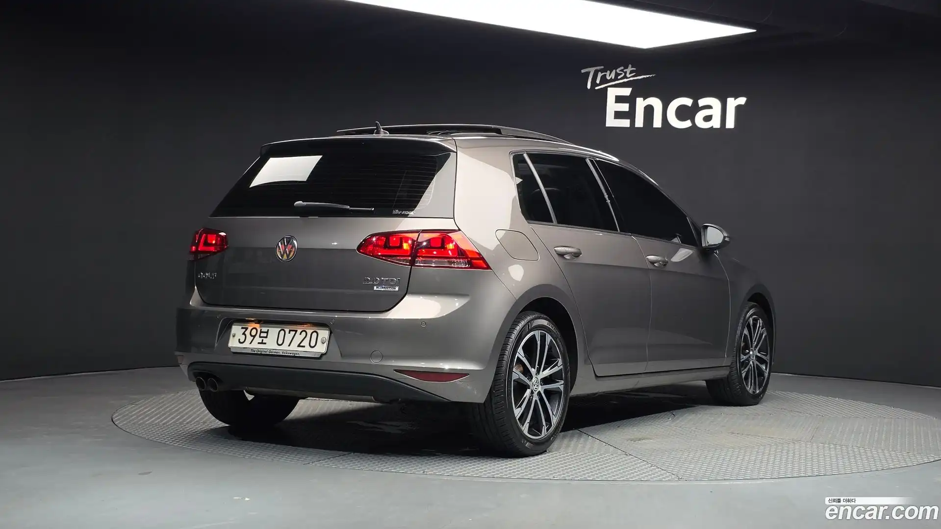 Golf Volkswagen 2016.1-OUTER-002