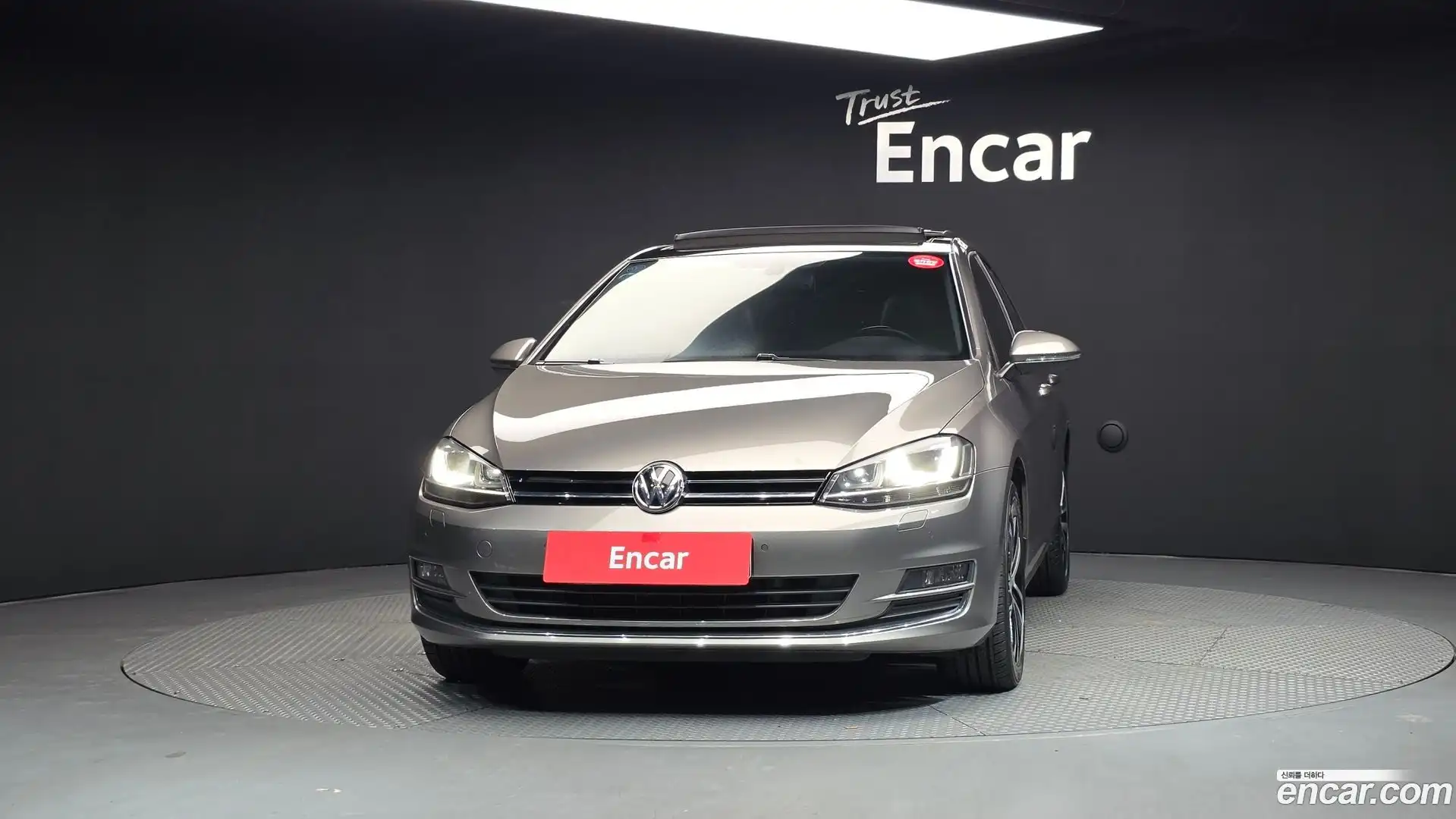 Golf Volkswagen 2016.1-OUTER-003