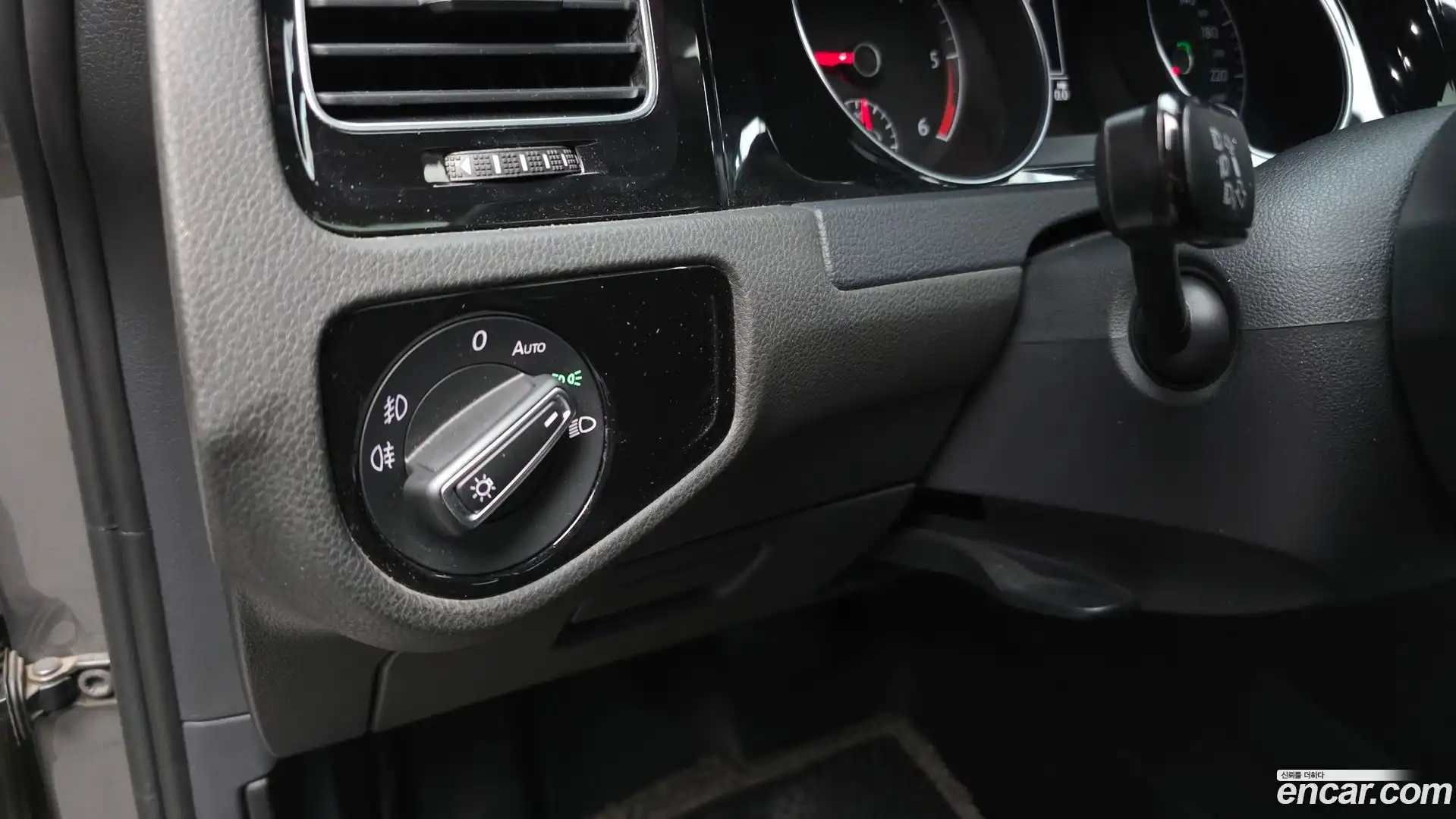 Golf Volkswagen 2016.1-OPTION-021
