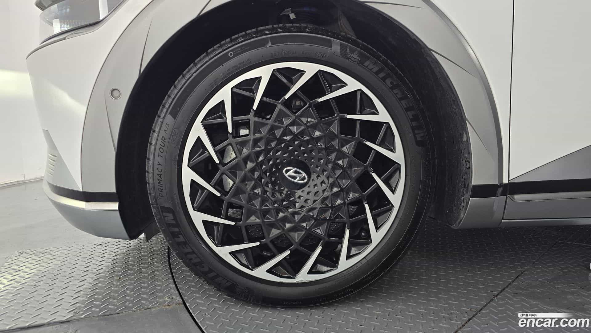 Ioniq5 Hyundai 2023.2-OUTER-005