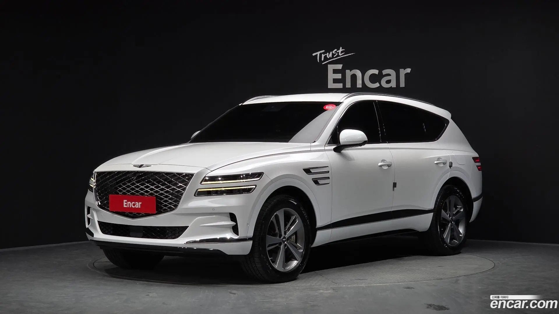Main__Slider__Photo:GV80 Genesis 2022.1-0