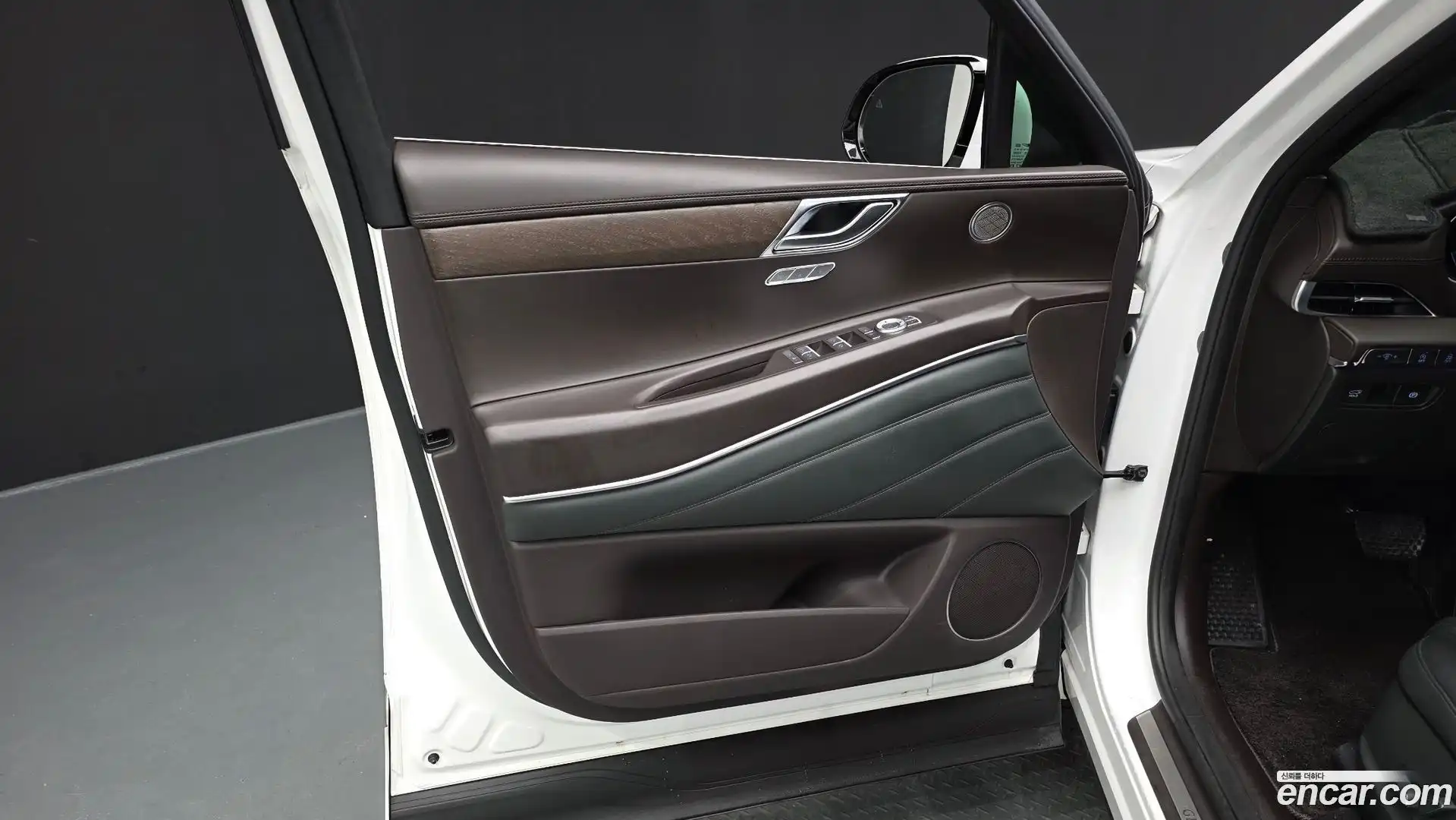 GV80 Genesis 2022.1-INNER-034
