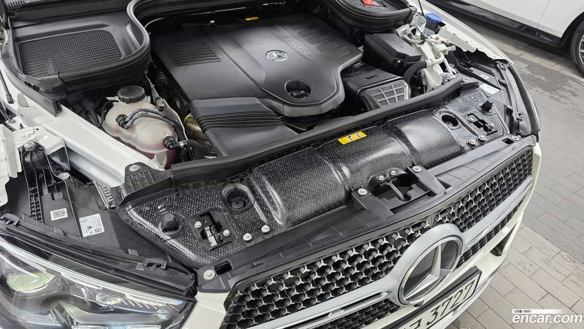 GLE-Class Mercedes-Benz 2025.6-OUTER-006